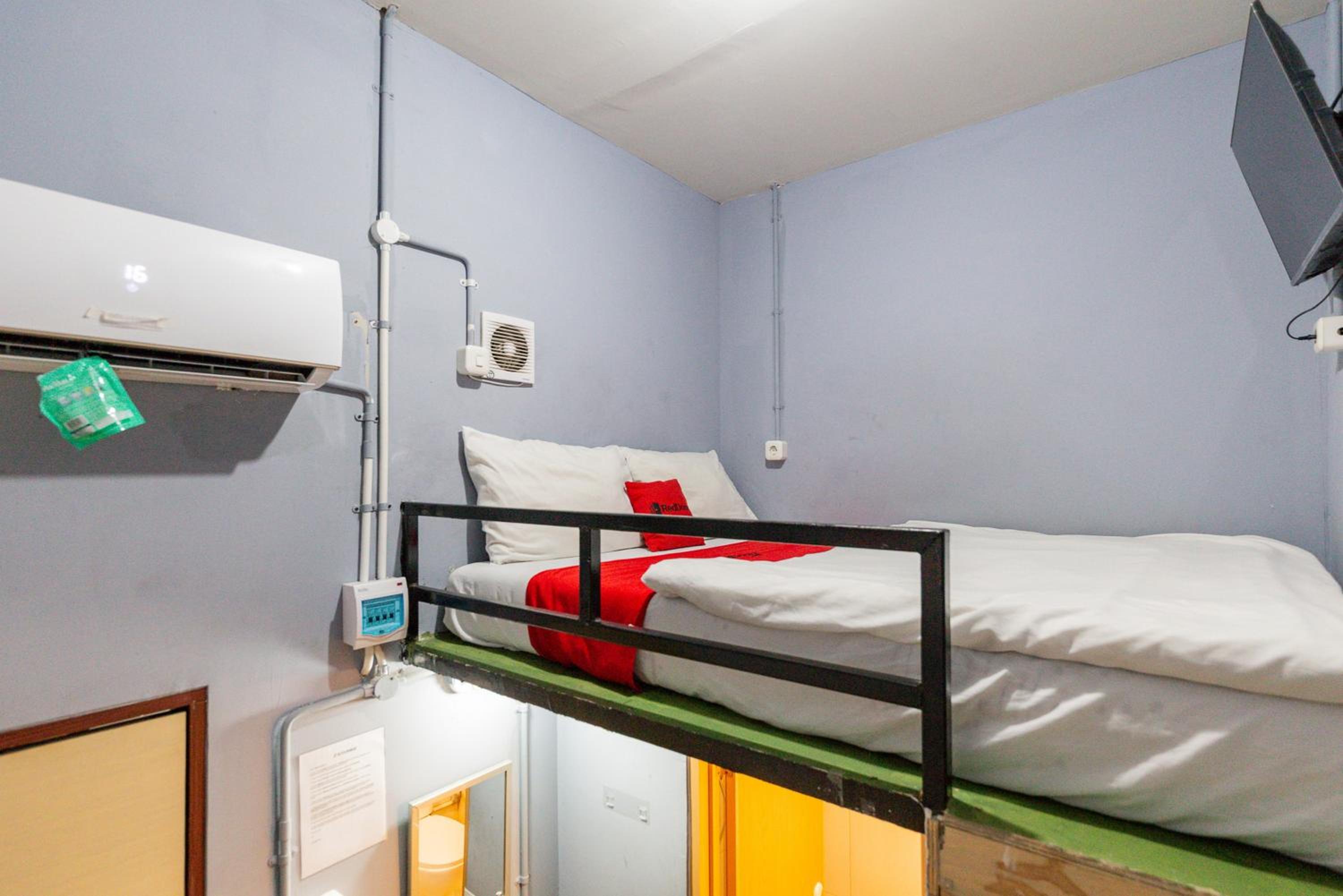 Double Room - Photo 7