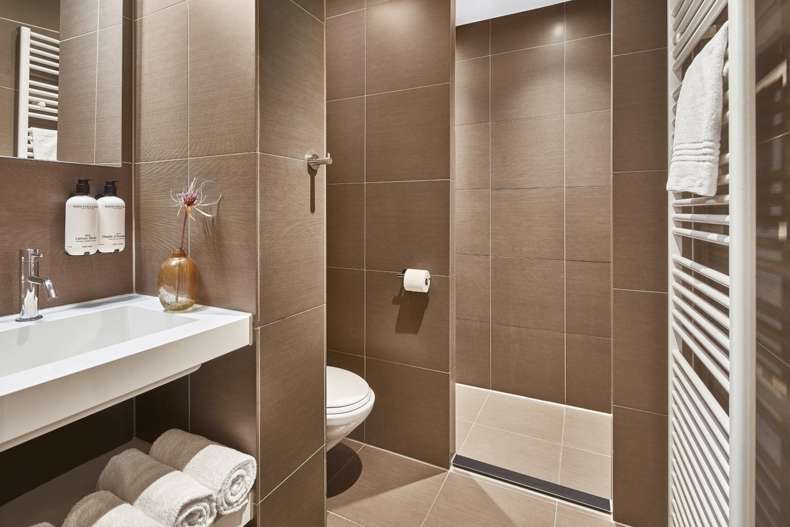 Deluxe Double or Twin Room photo 2