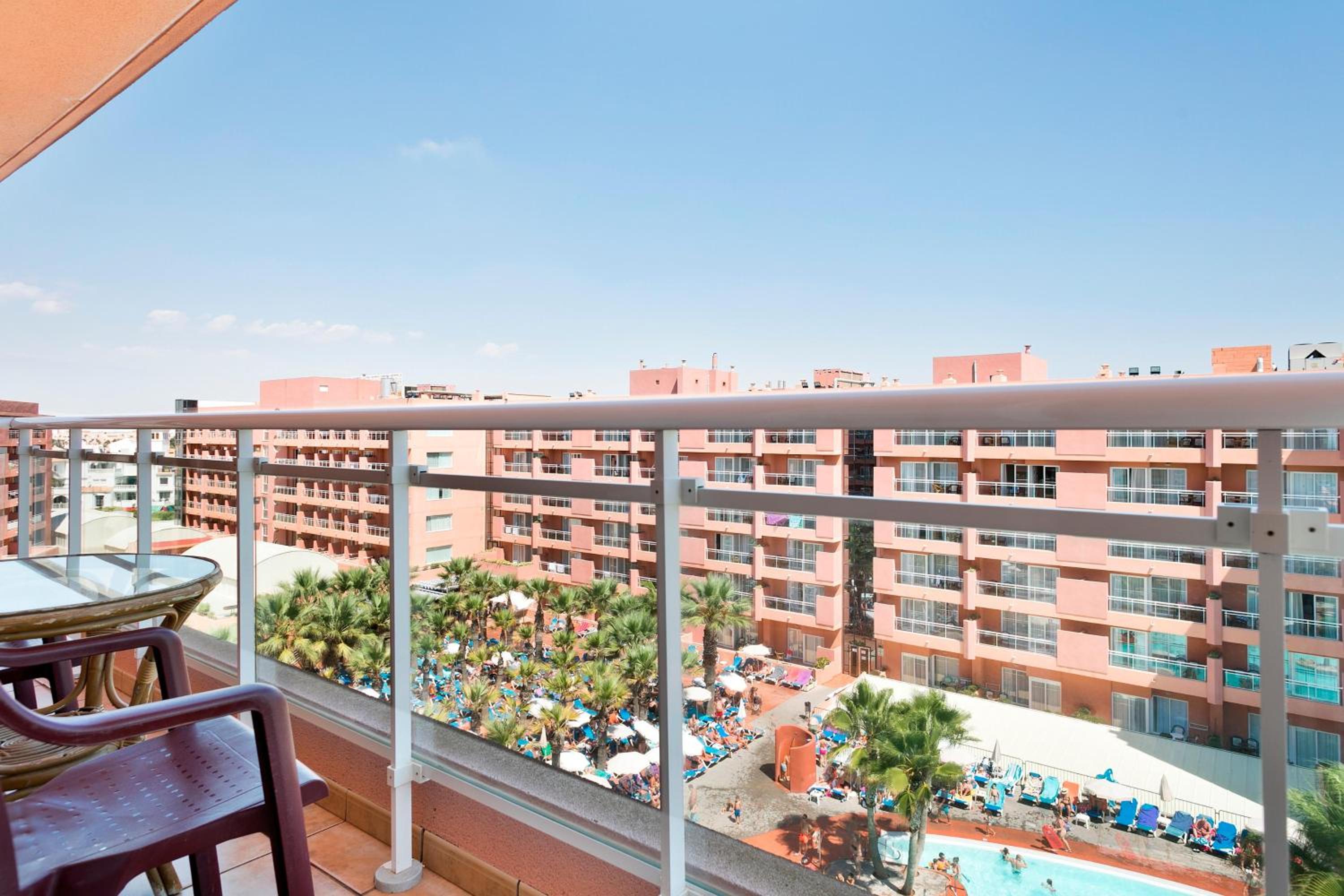 One- Bedroom Apartment with Lateral Sea View (2 Adults + 1 Child) - Photo 8