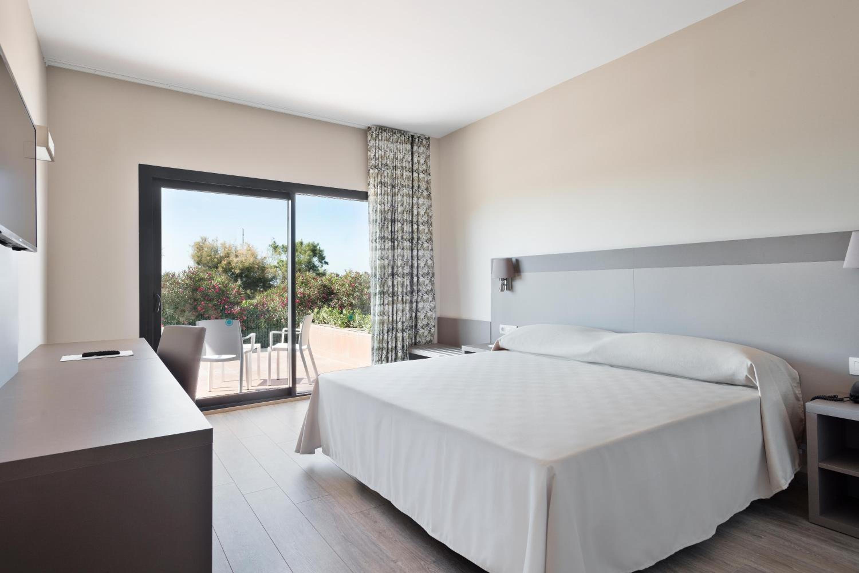 Habitación King (2 Adultos)