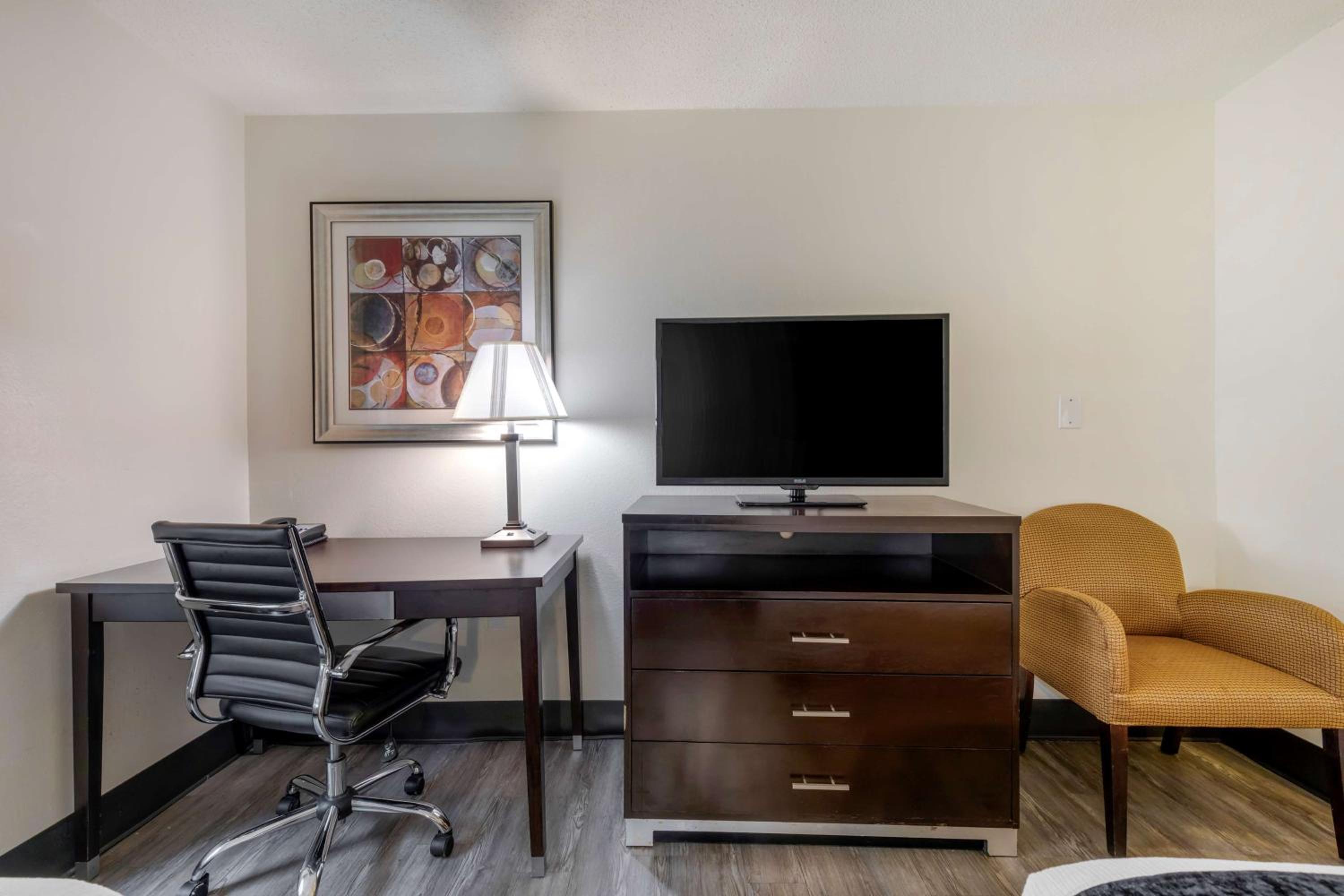 Double Room with Two Double Beds - Accessible - Photo 4