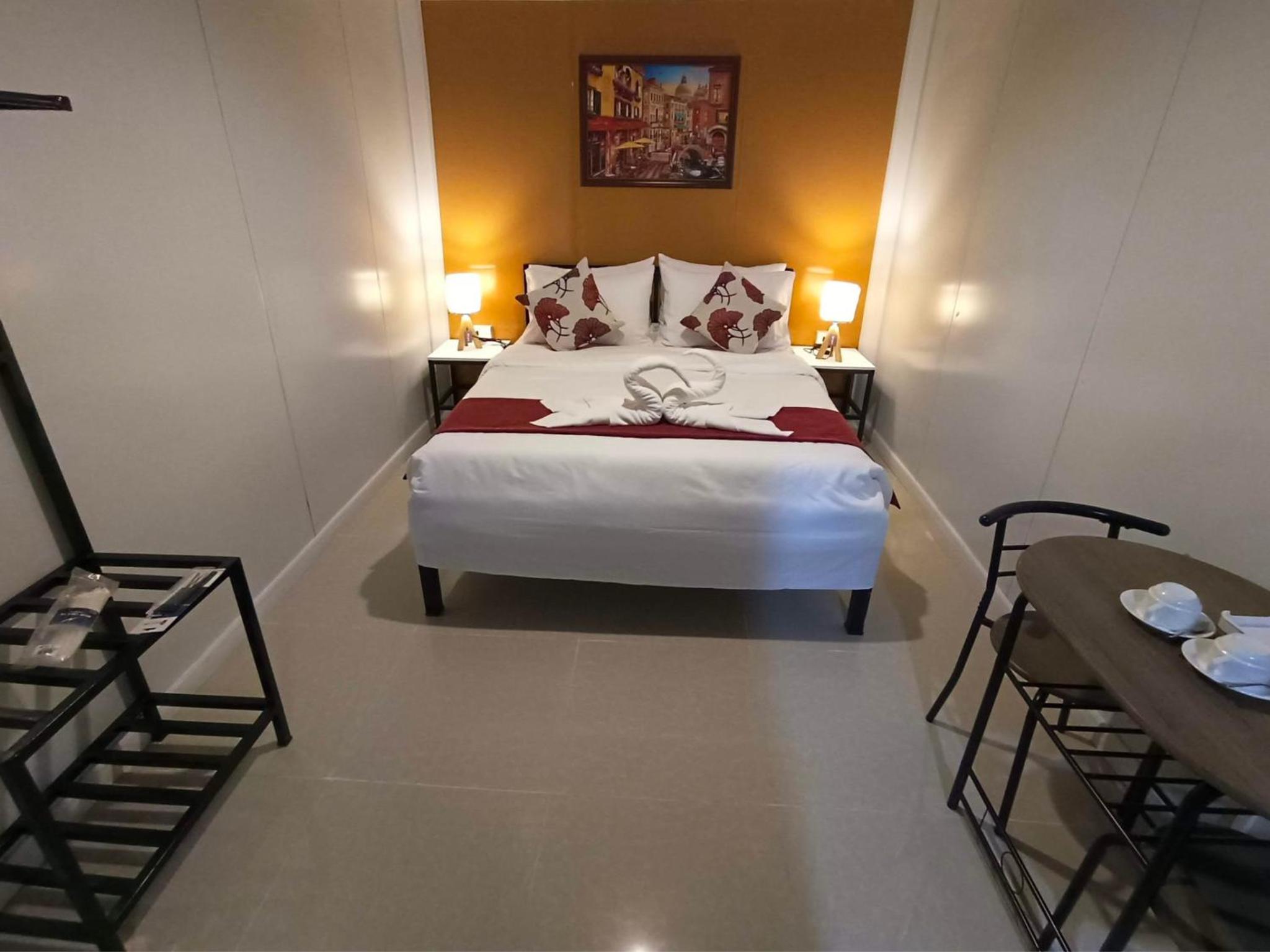 Deluxe Queen Room photo 3