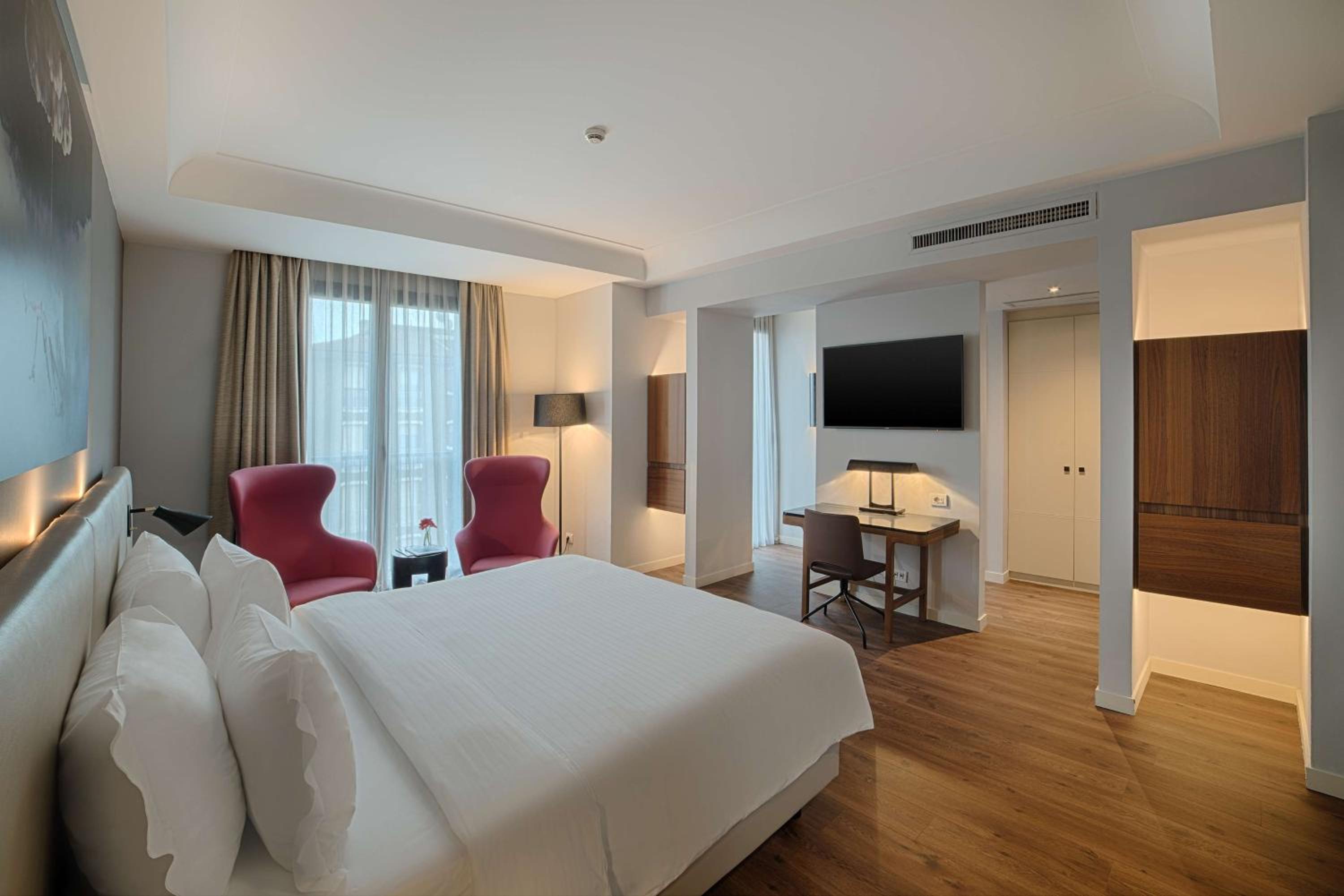 Junior Suite - Photo 10