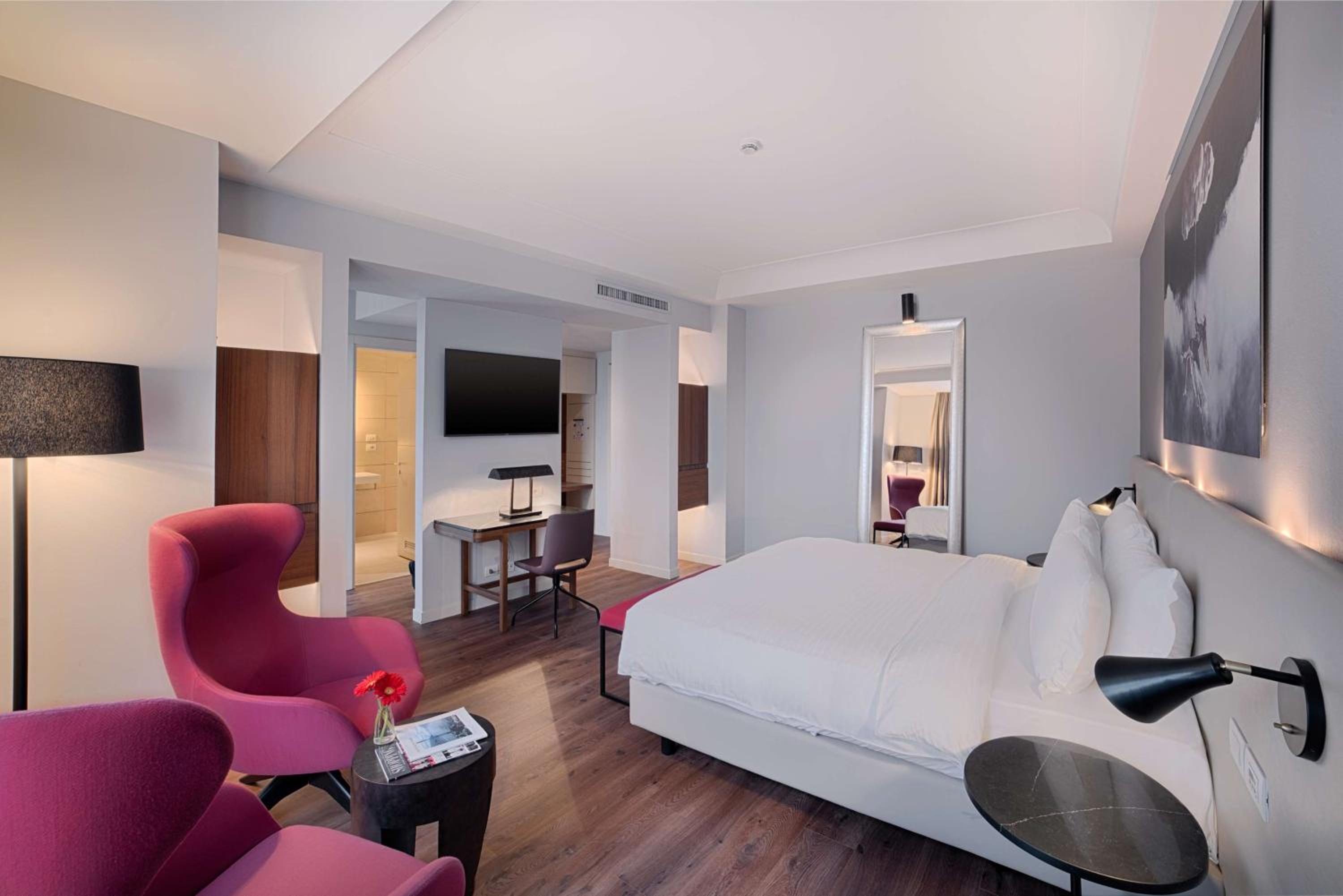Junior Suite - Photo 9