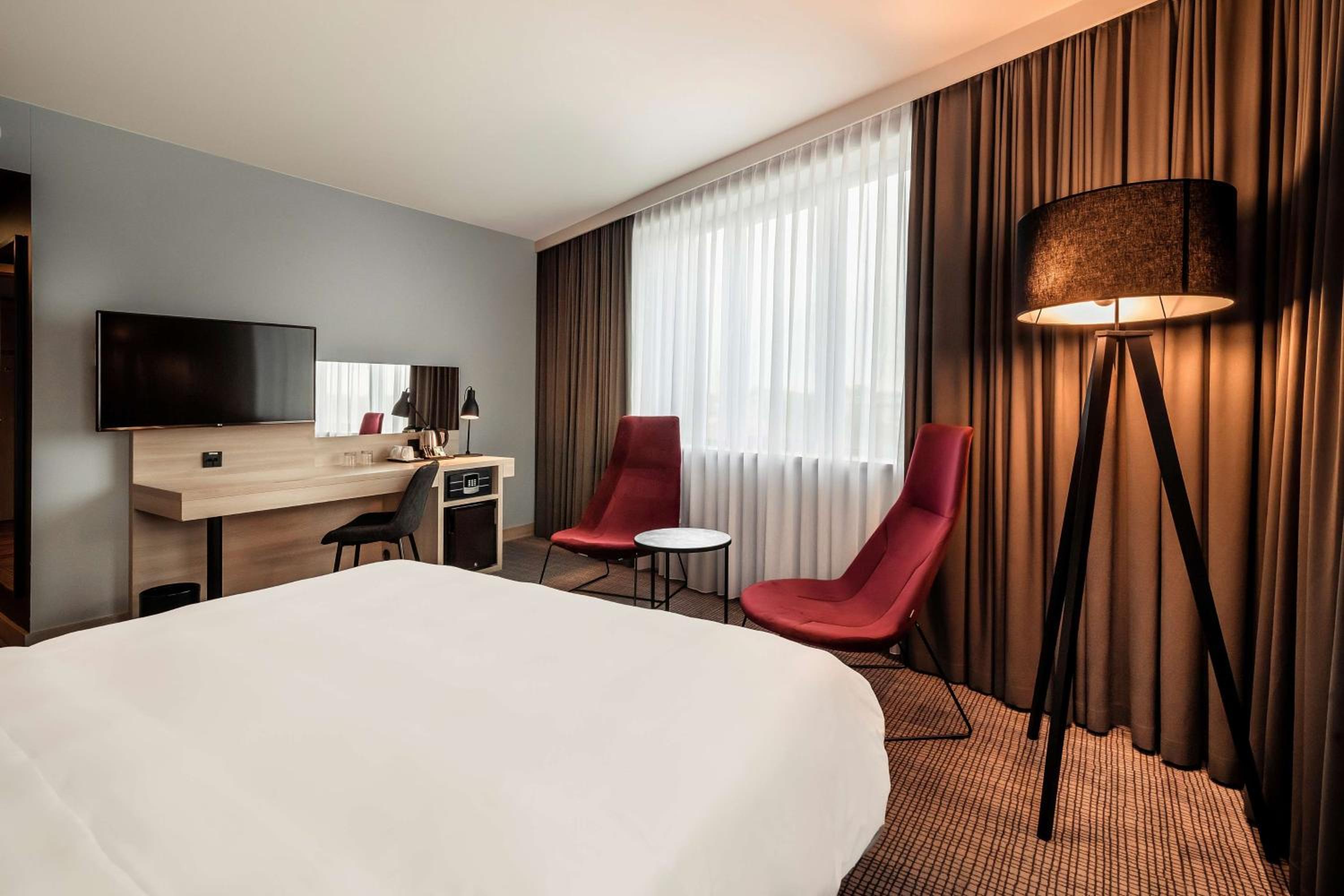 Superior Room with Castle View - Photo 5