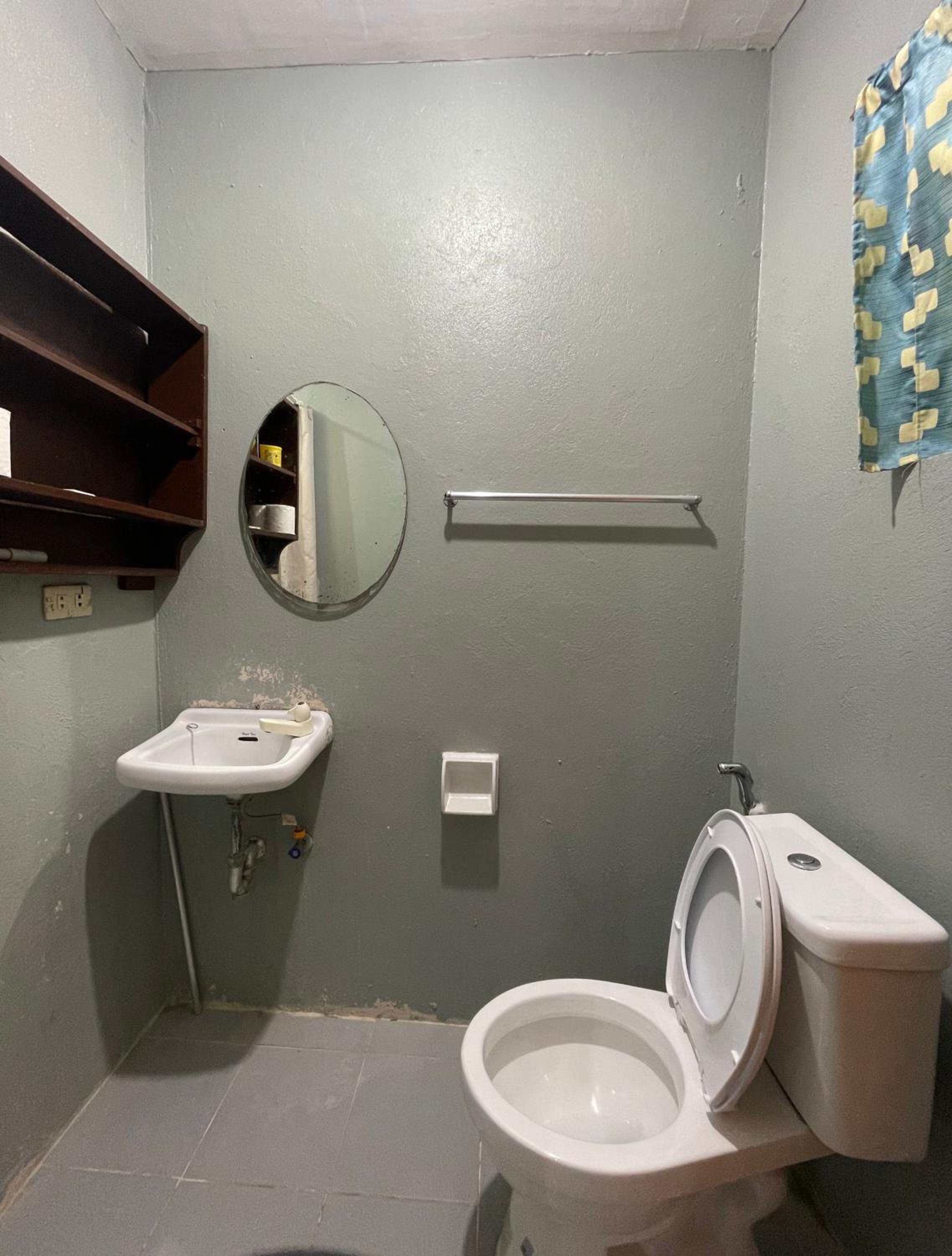 Family Room - Photo 2