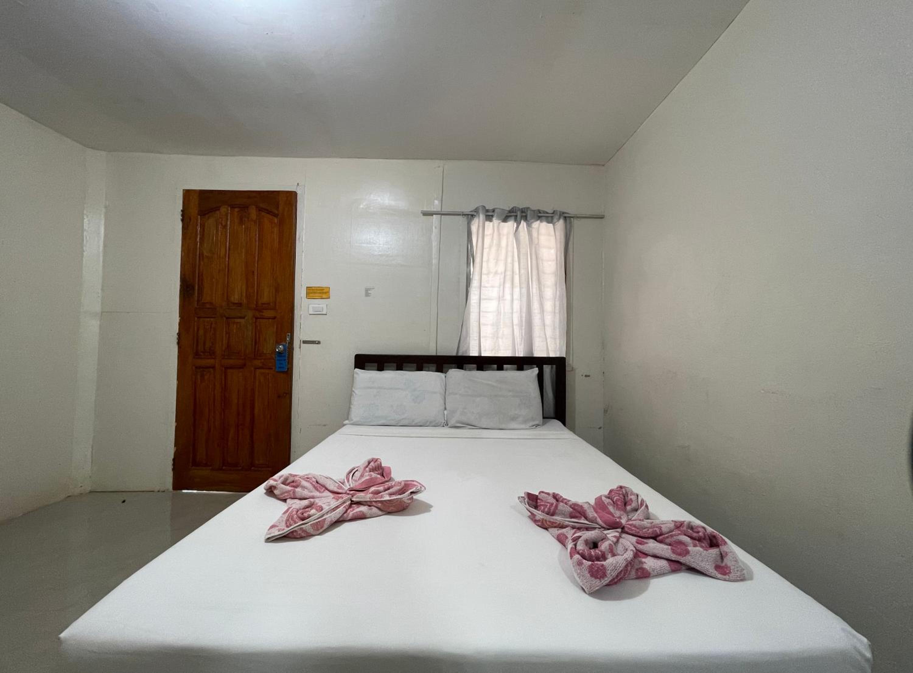 Double Room - Photo 1