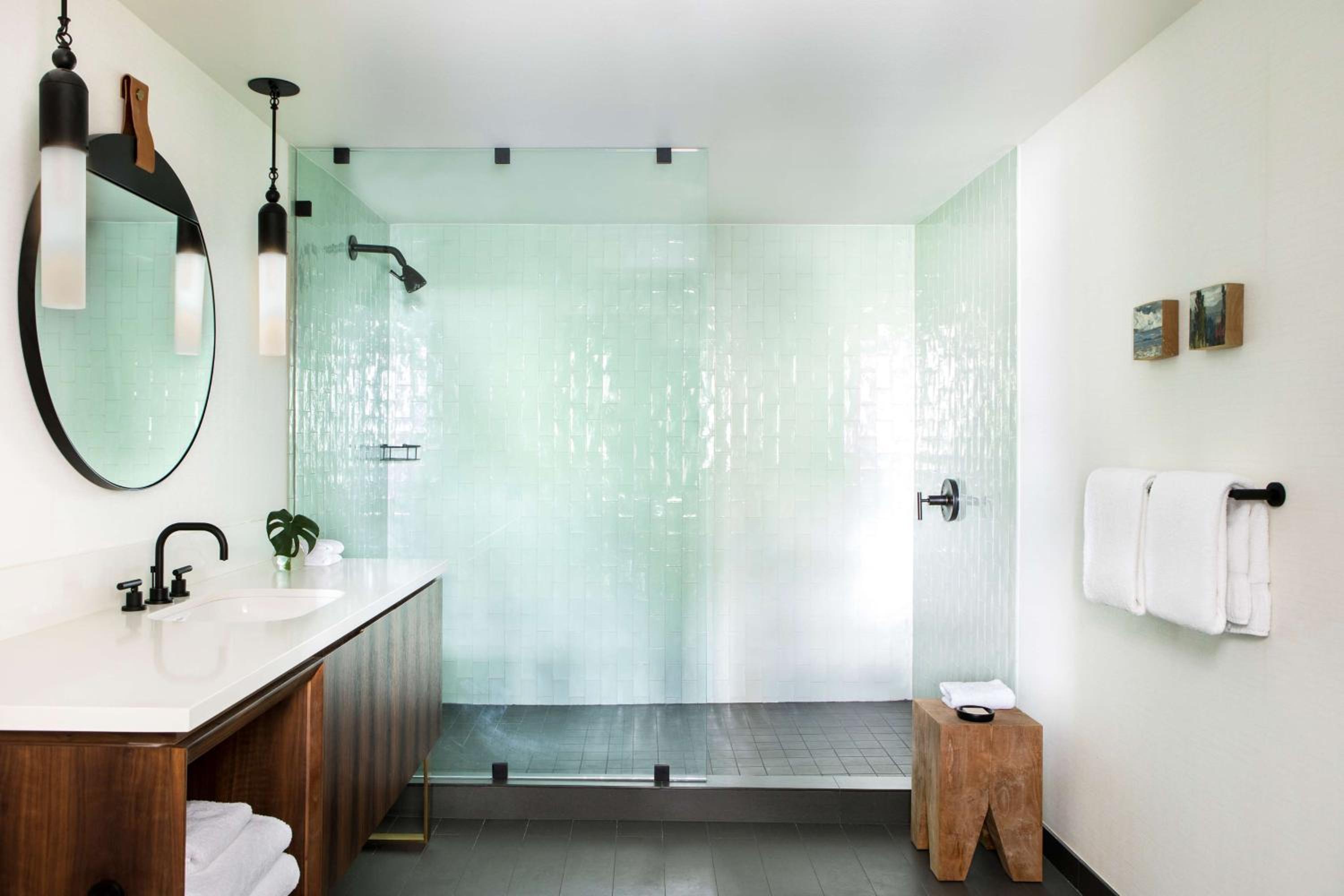 Grand Alexis King Suite