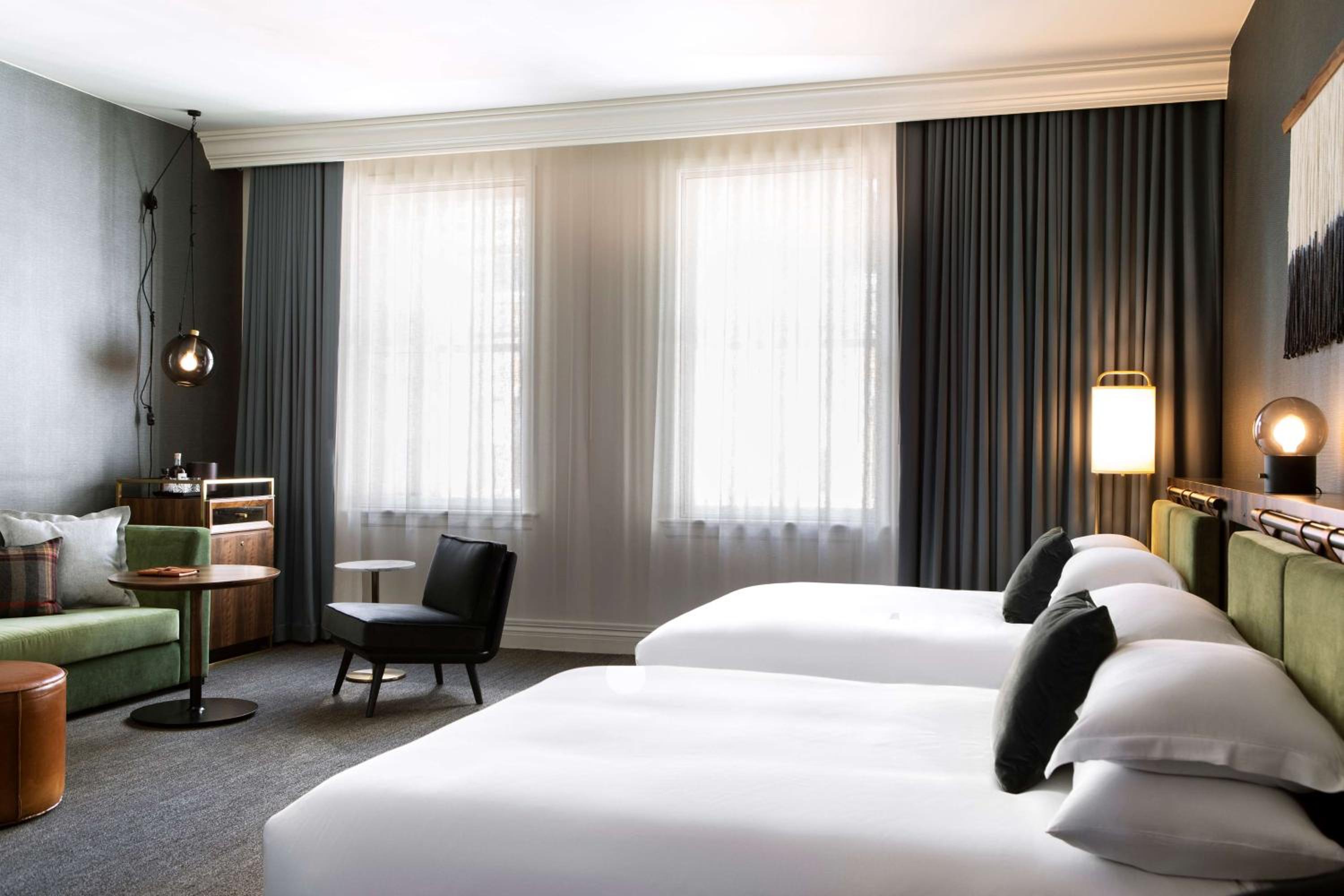 Preferred Queen Room with Tub - Mobility Accessible - Photo 9