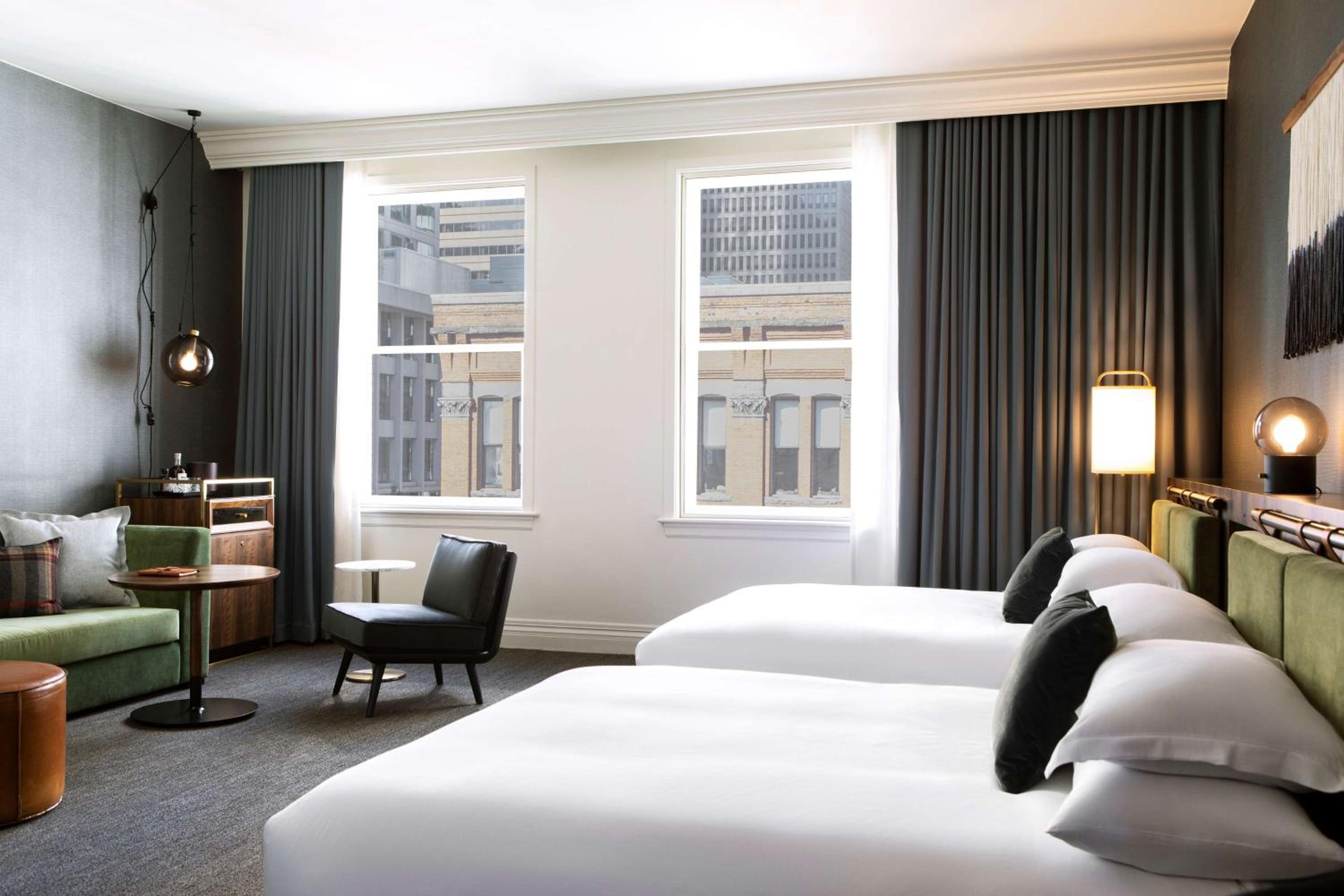 Preferred Queen Room with Tub - Mobility Accessible - Photo 3