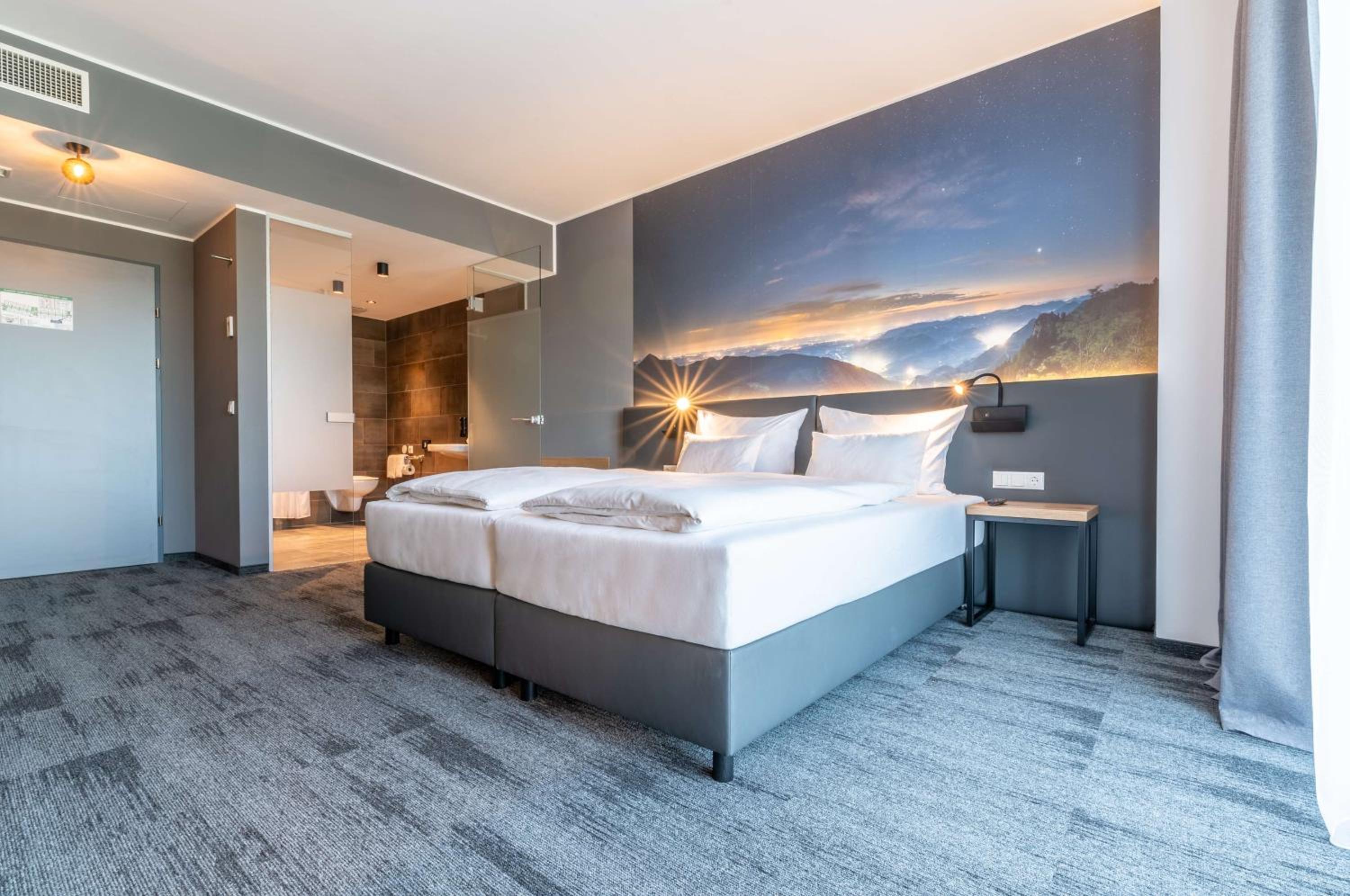 Standard Twin Room - Disability Access - Photo 3
