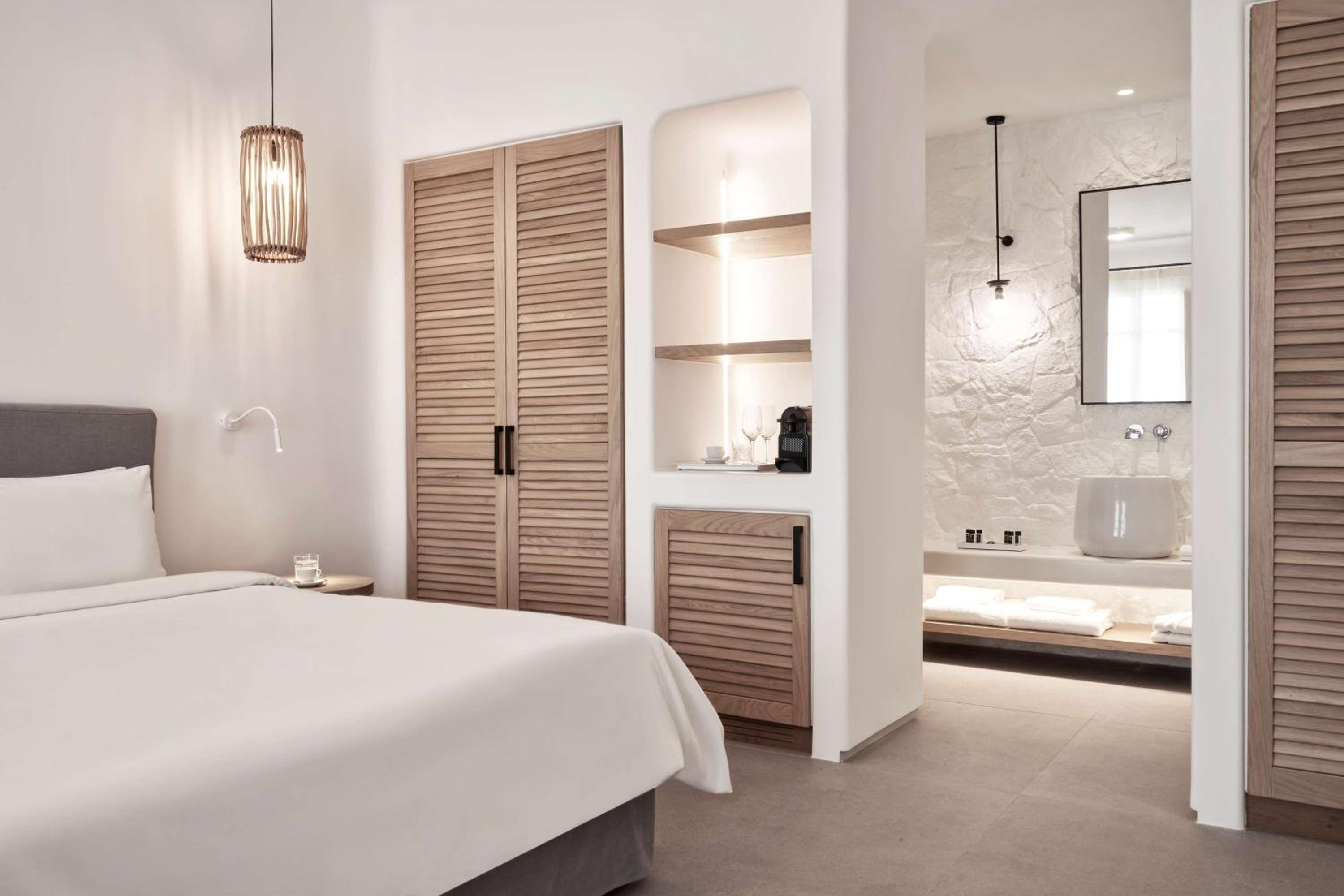 Suite - Sea View - Photo 1