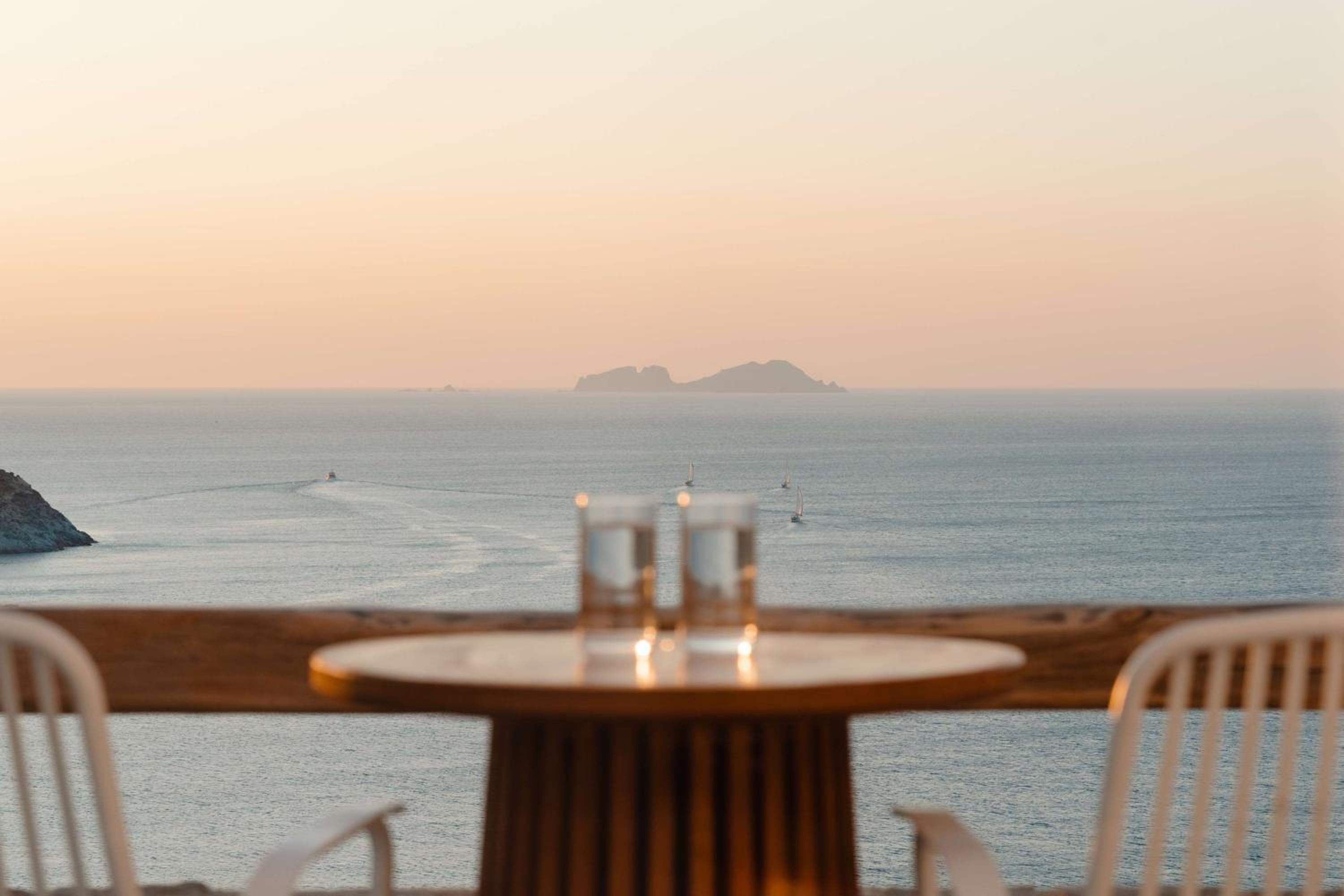 Standard Room – Sea View - Photo 8