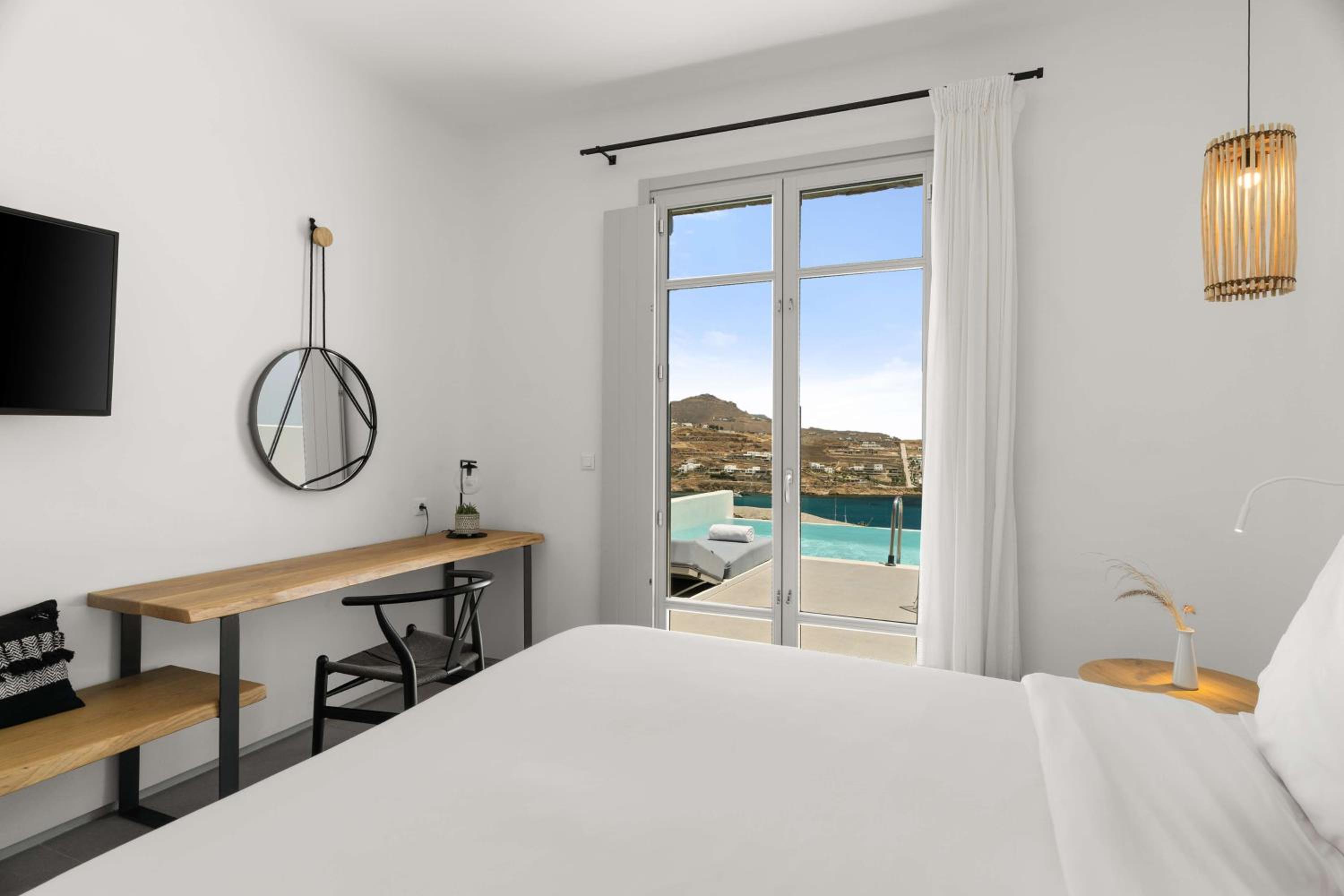 Junior Suite with Private Pool – Sea View - Photo 5