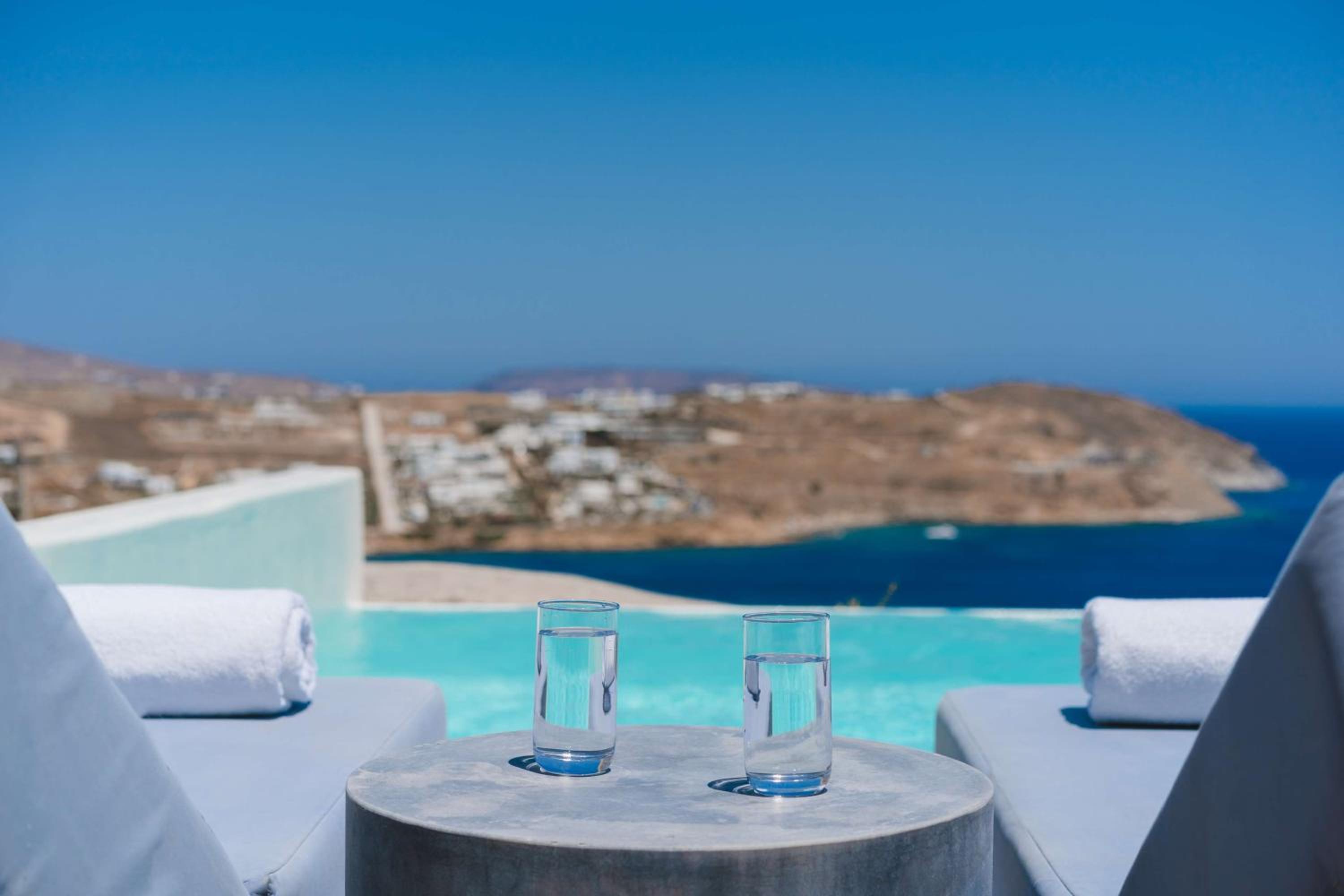 Junior Suite with Private Pool – Sea View - Photo 6