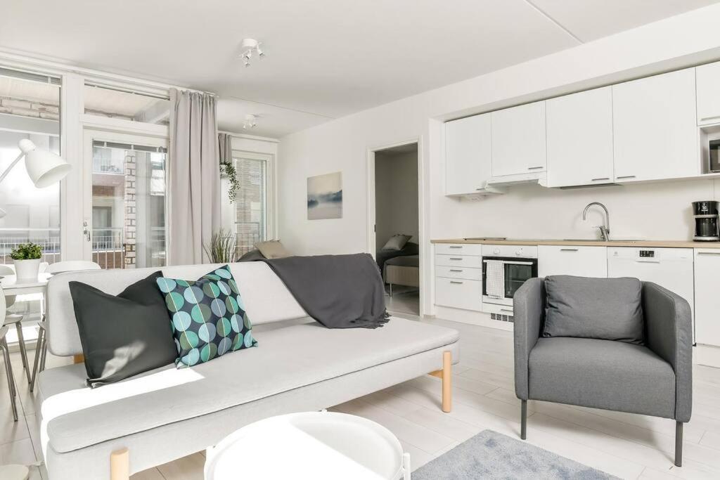 Two-Bedroom Apartment photo 3