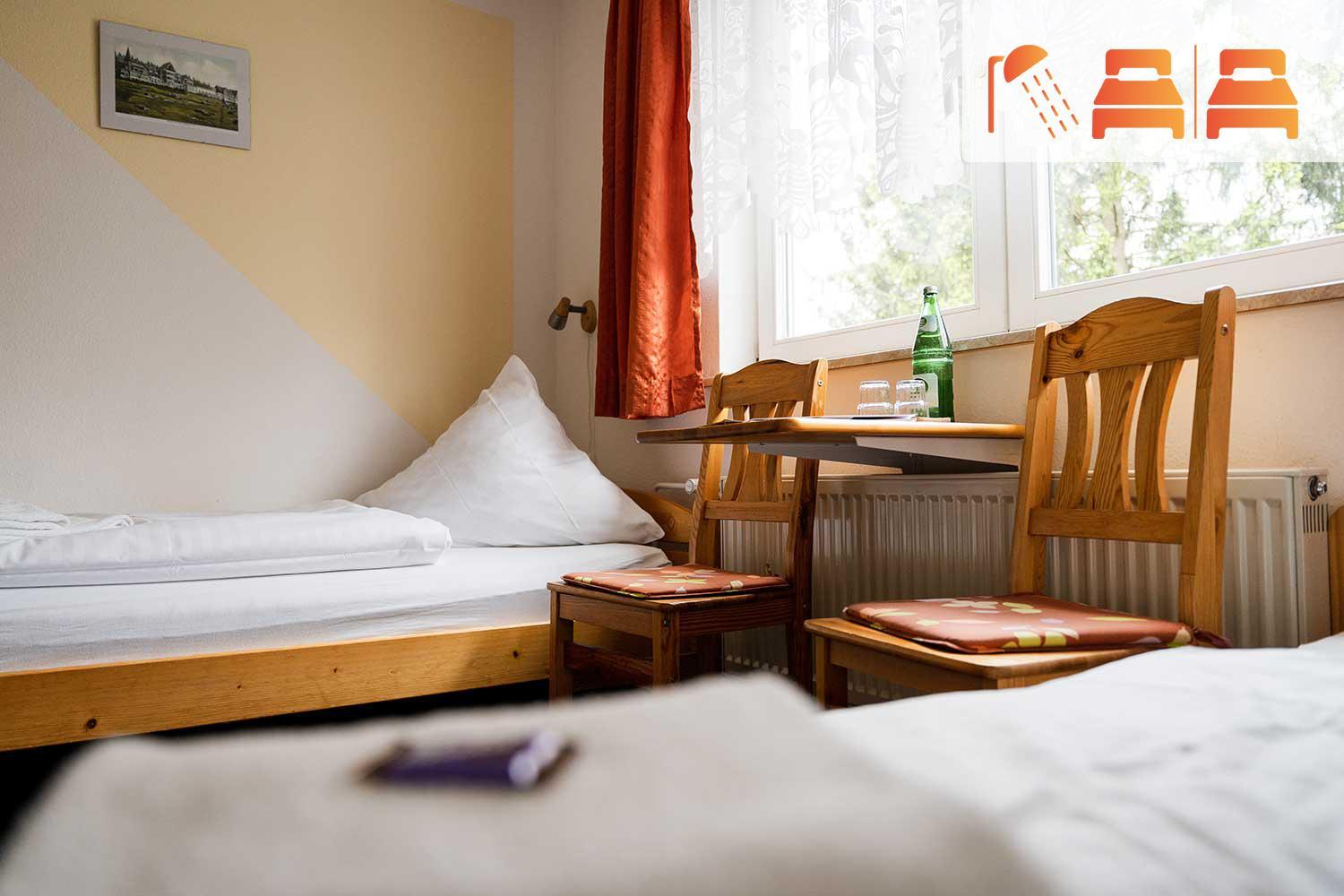 Standard Twin Room with Mountain View - Photo 4