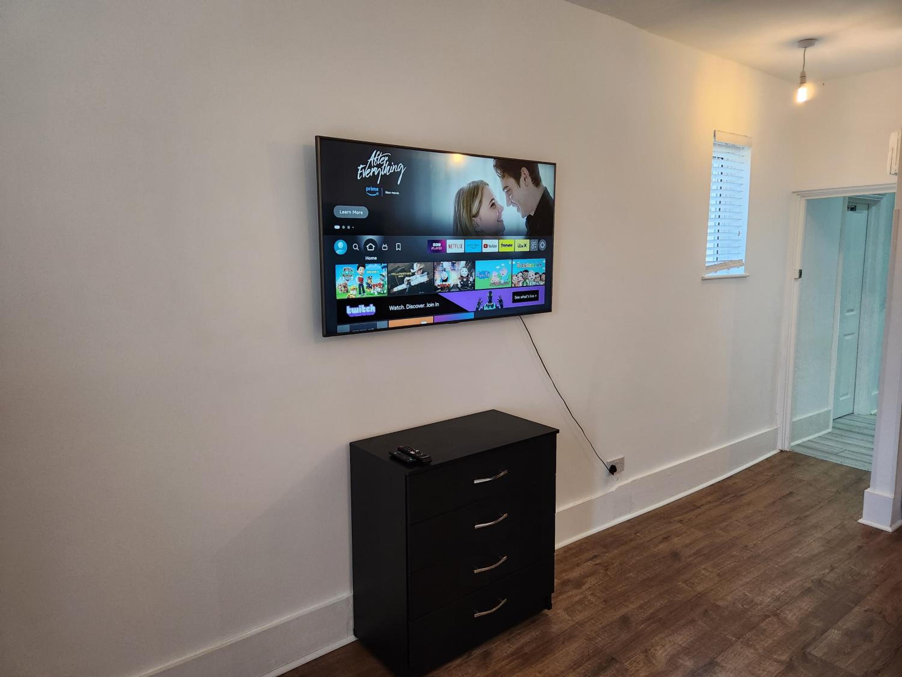 Apartment photo 1