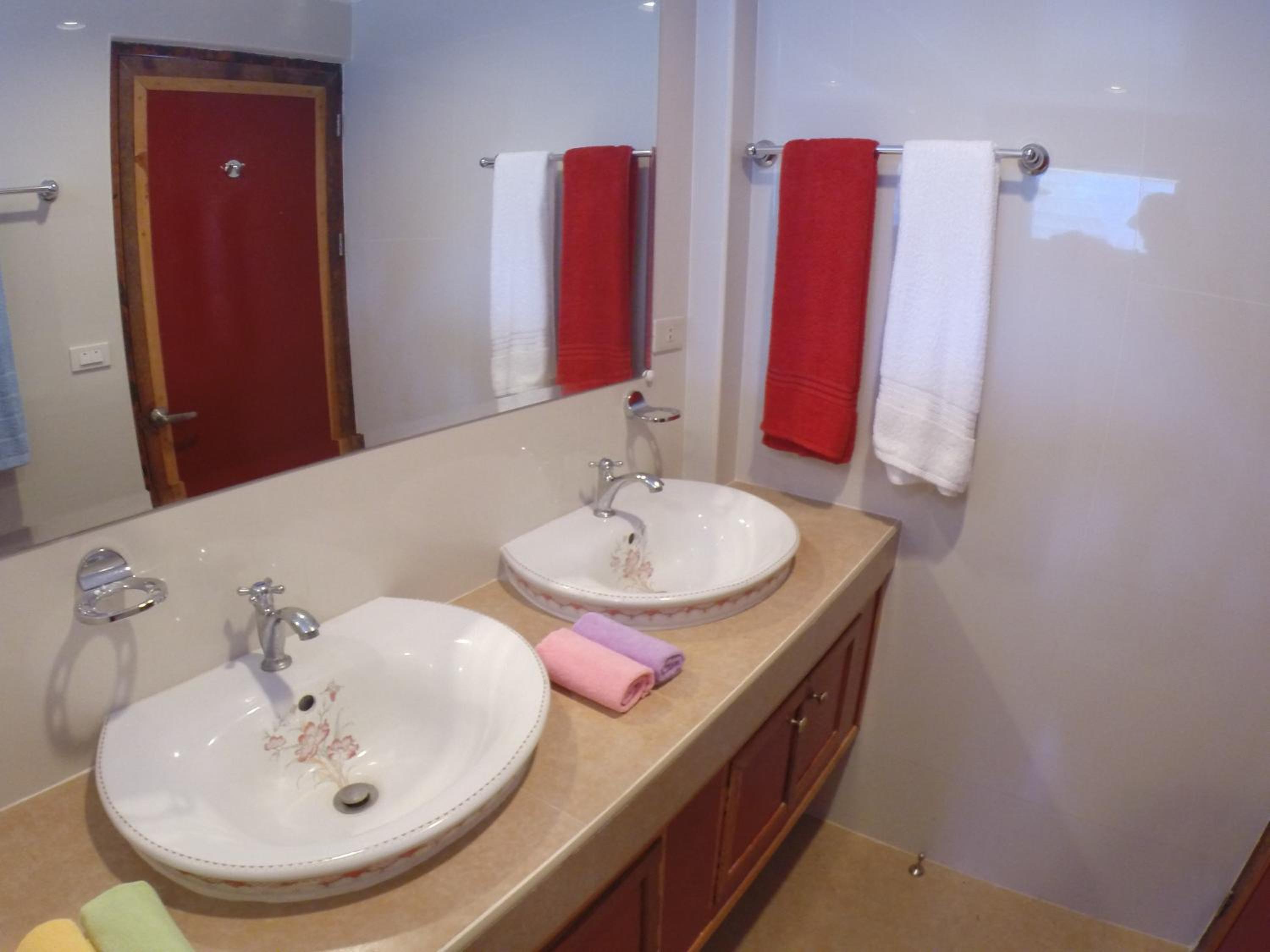 Premier Villa photo 3