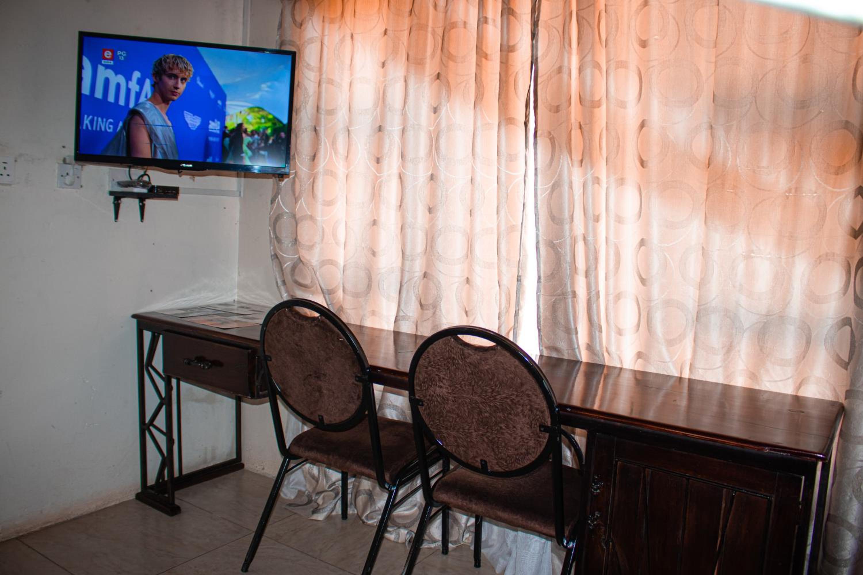 Deluxe Double or Twin Room photo 1