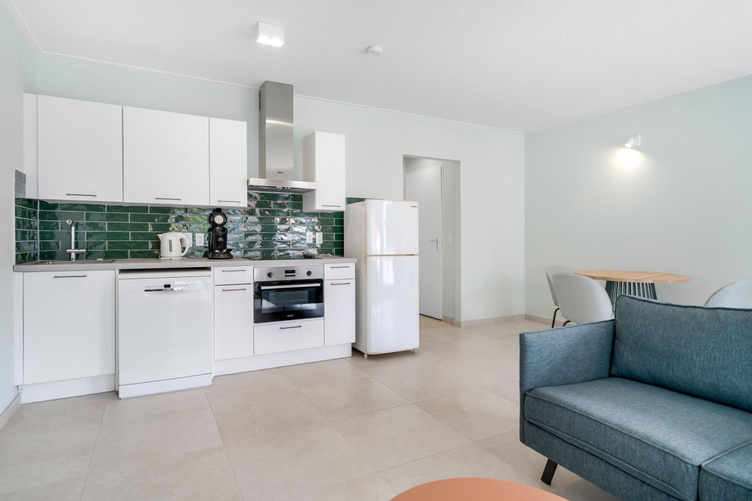 1 Bedroom Apartment - Photo 10