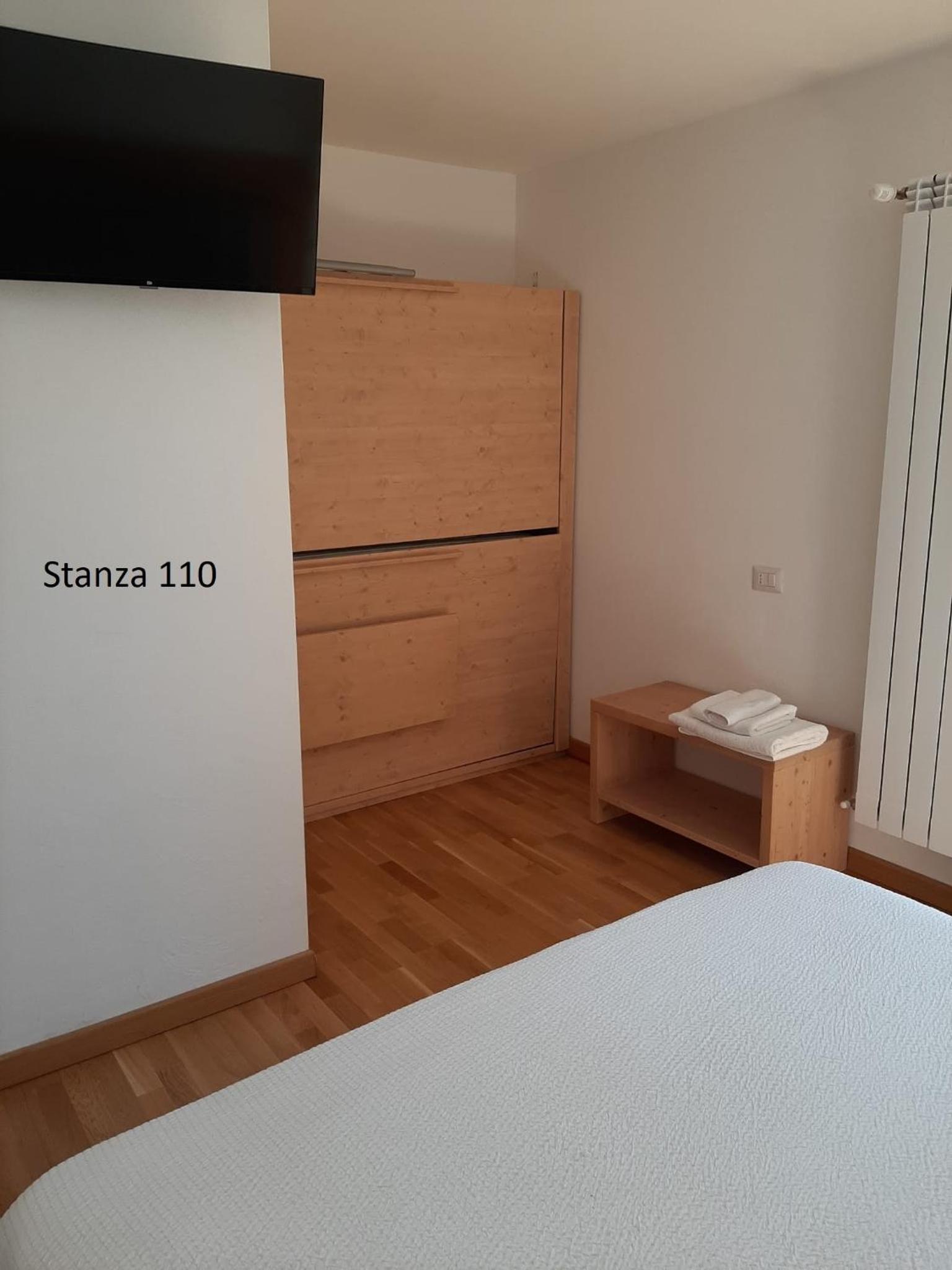 Standard Double Room - Photo 18