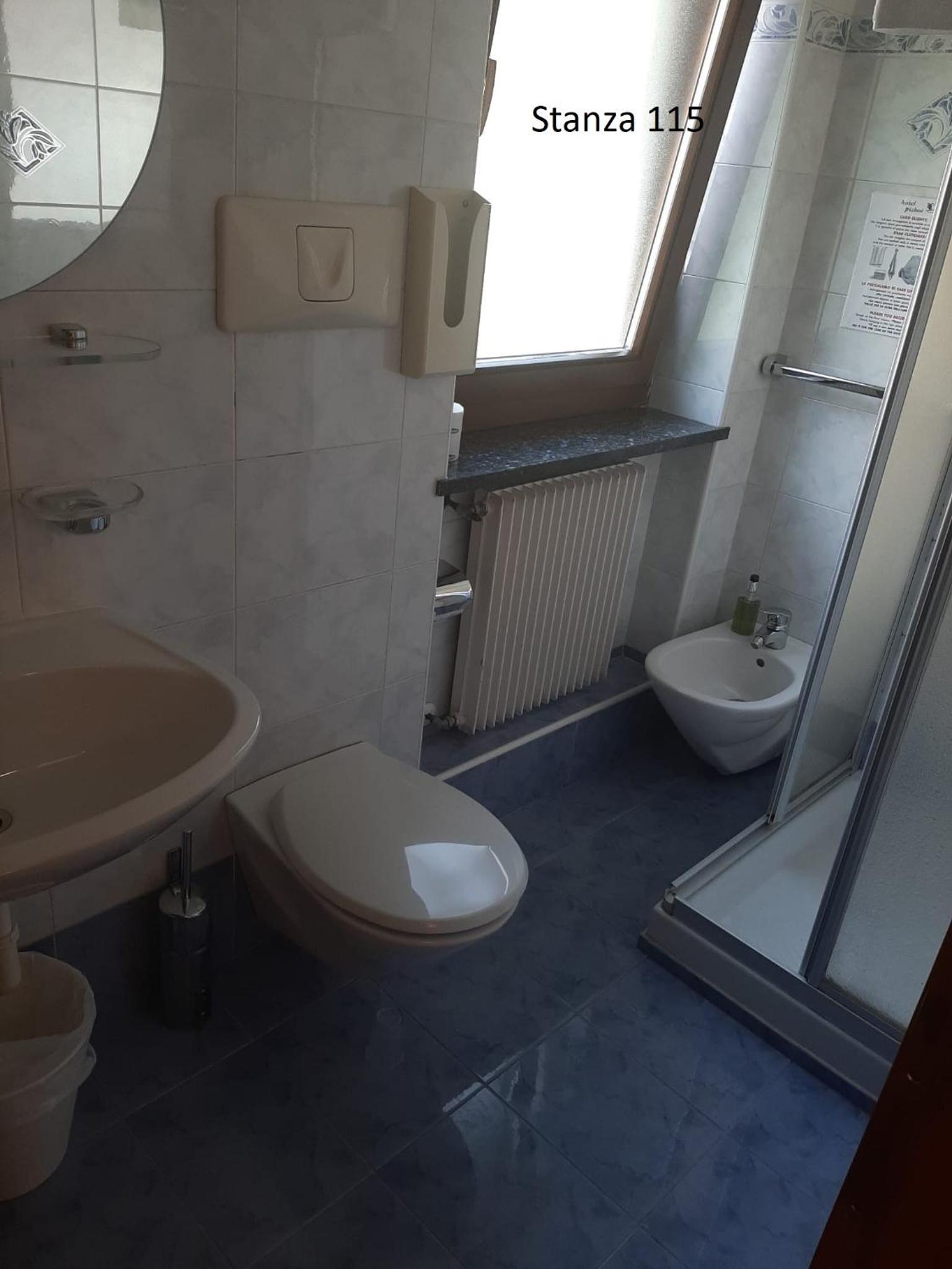 Standard Double Room - Photo 49