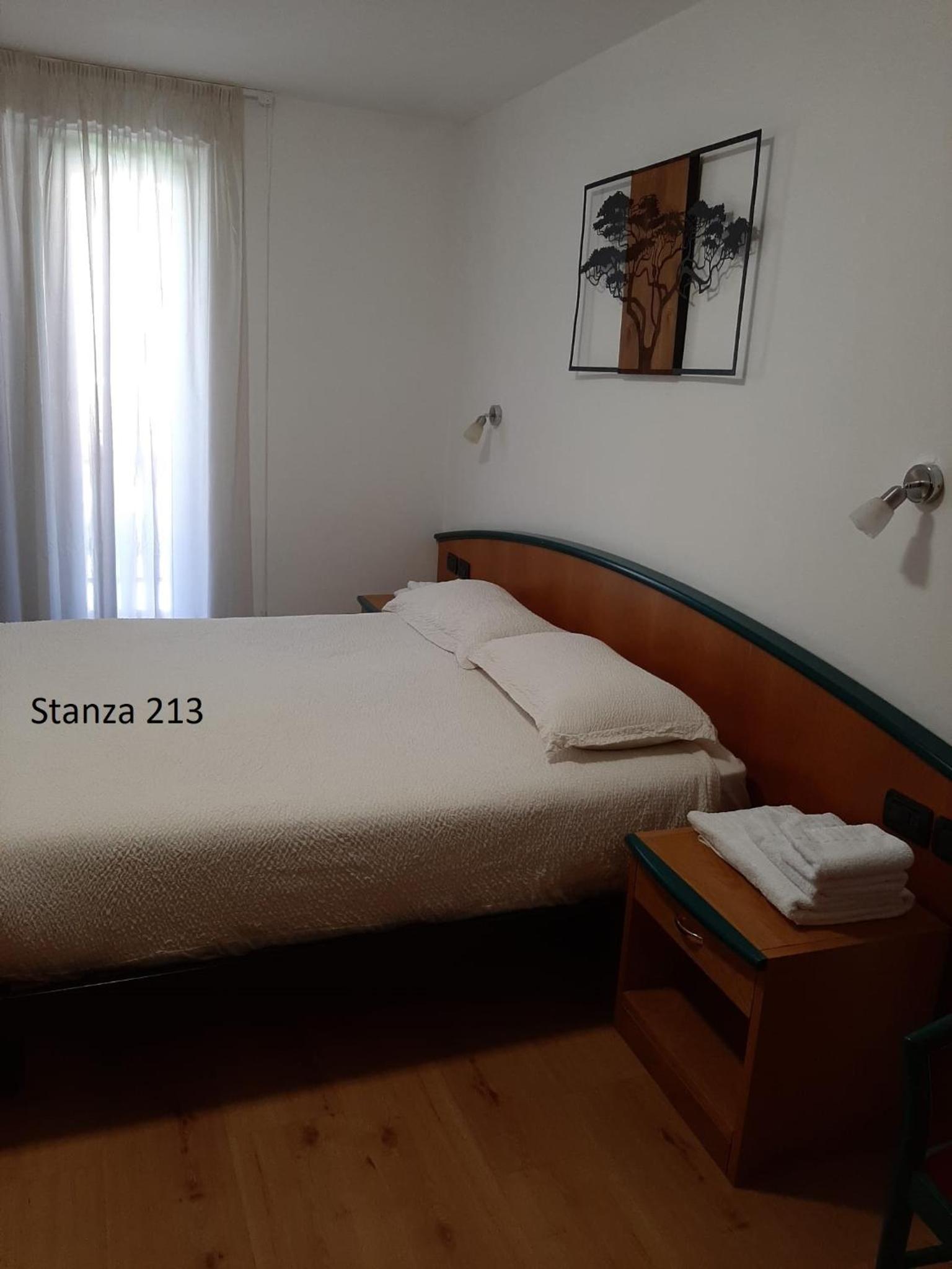 Standard Double Room - Photo 29
