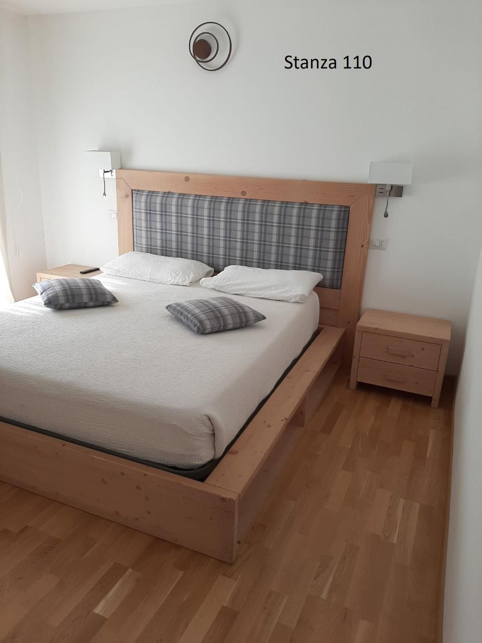 Standard Double Room - Photo 26