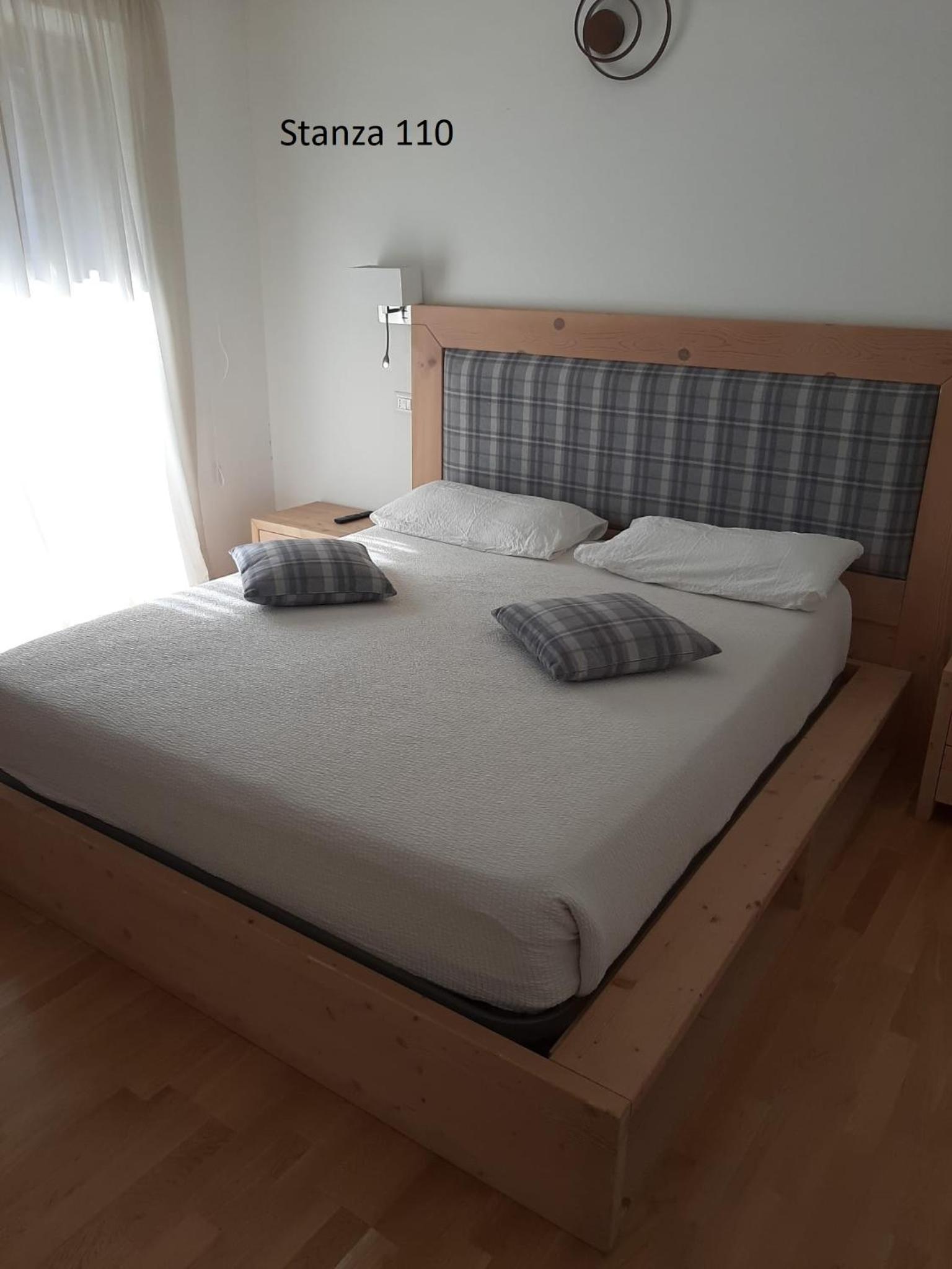 Standard Double Room - Photo 24