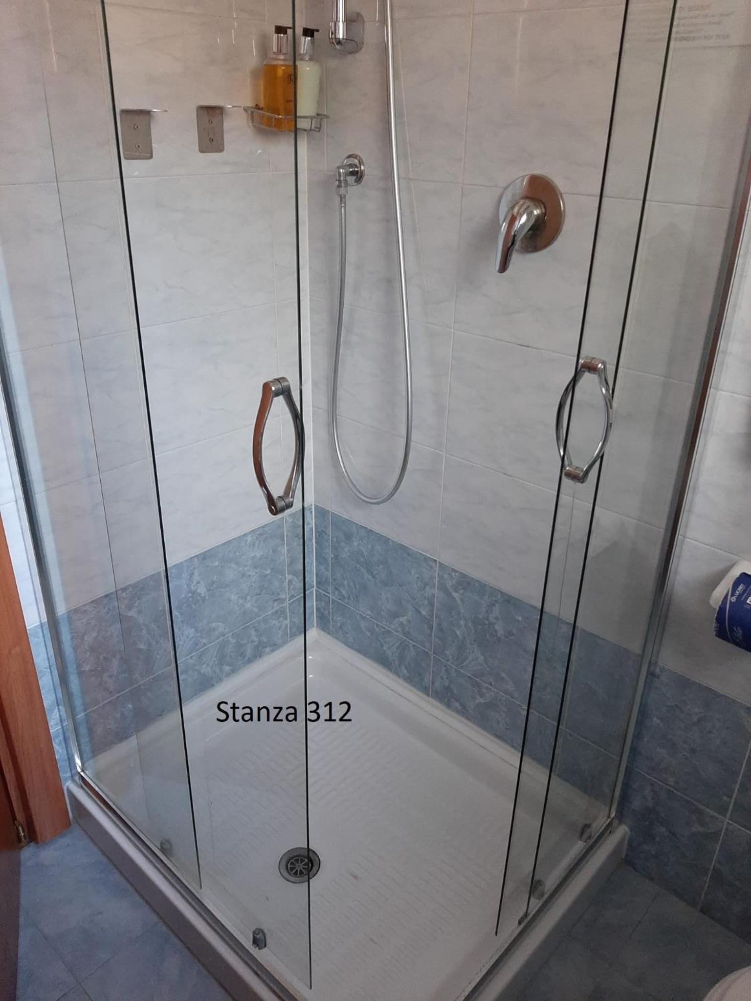 Standard Double Room - Photo 61