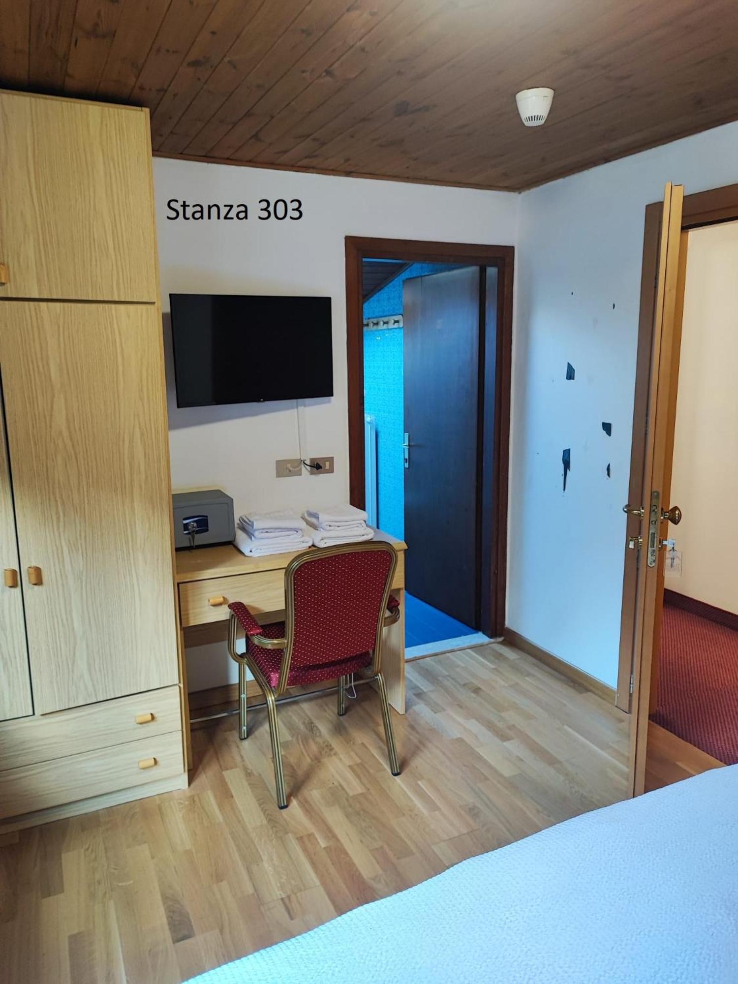 Small Double Room photo 2