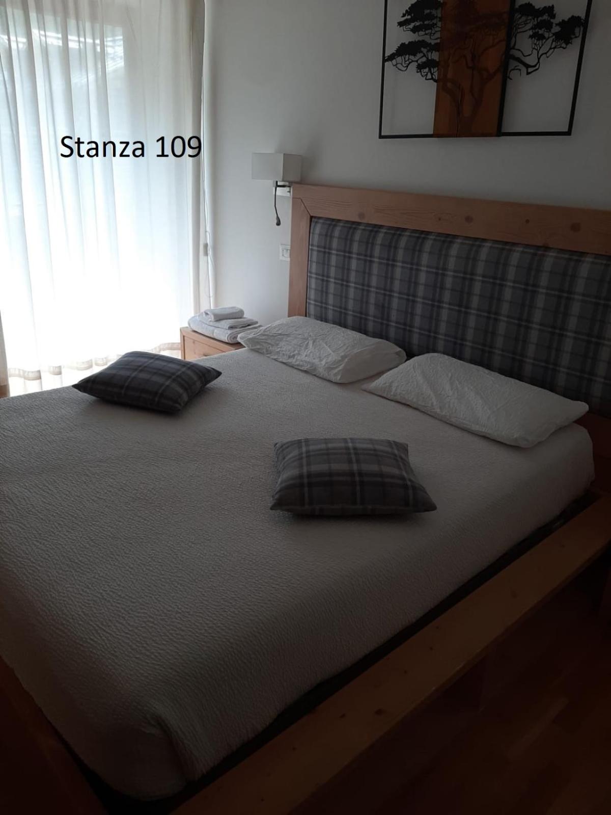 Standard Quadruple Room - Photo 7