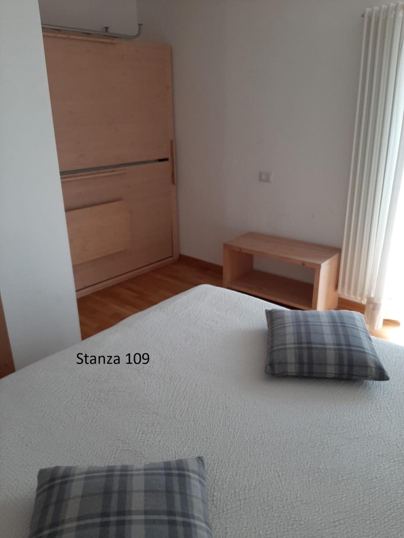 Standard Quadruple Room - Photo 12