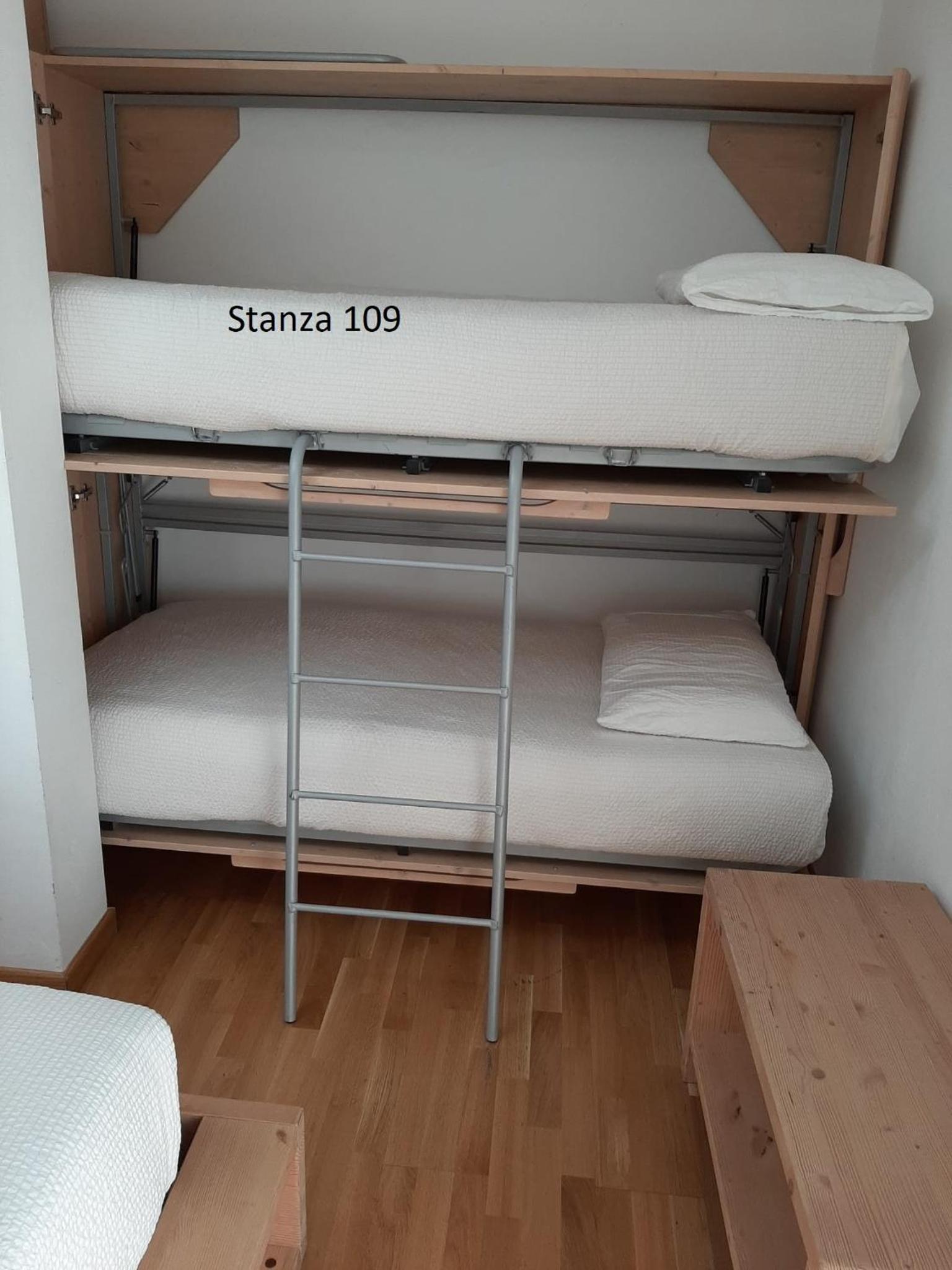 Standard Quadruple Room - Photo 34