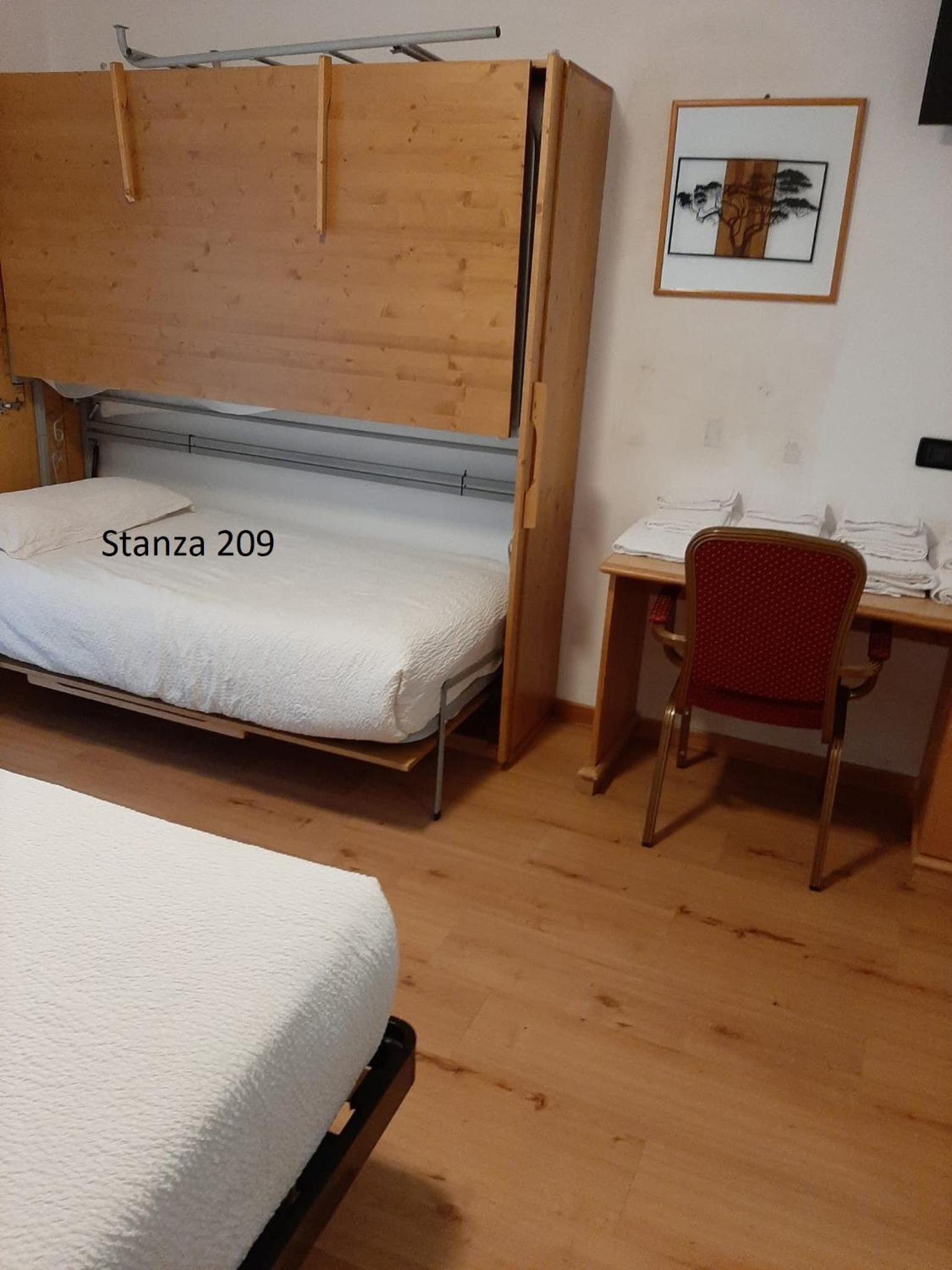 Standard Quadruple Room - Photo 28