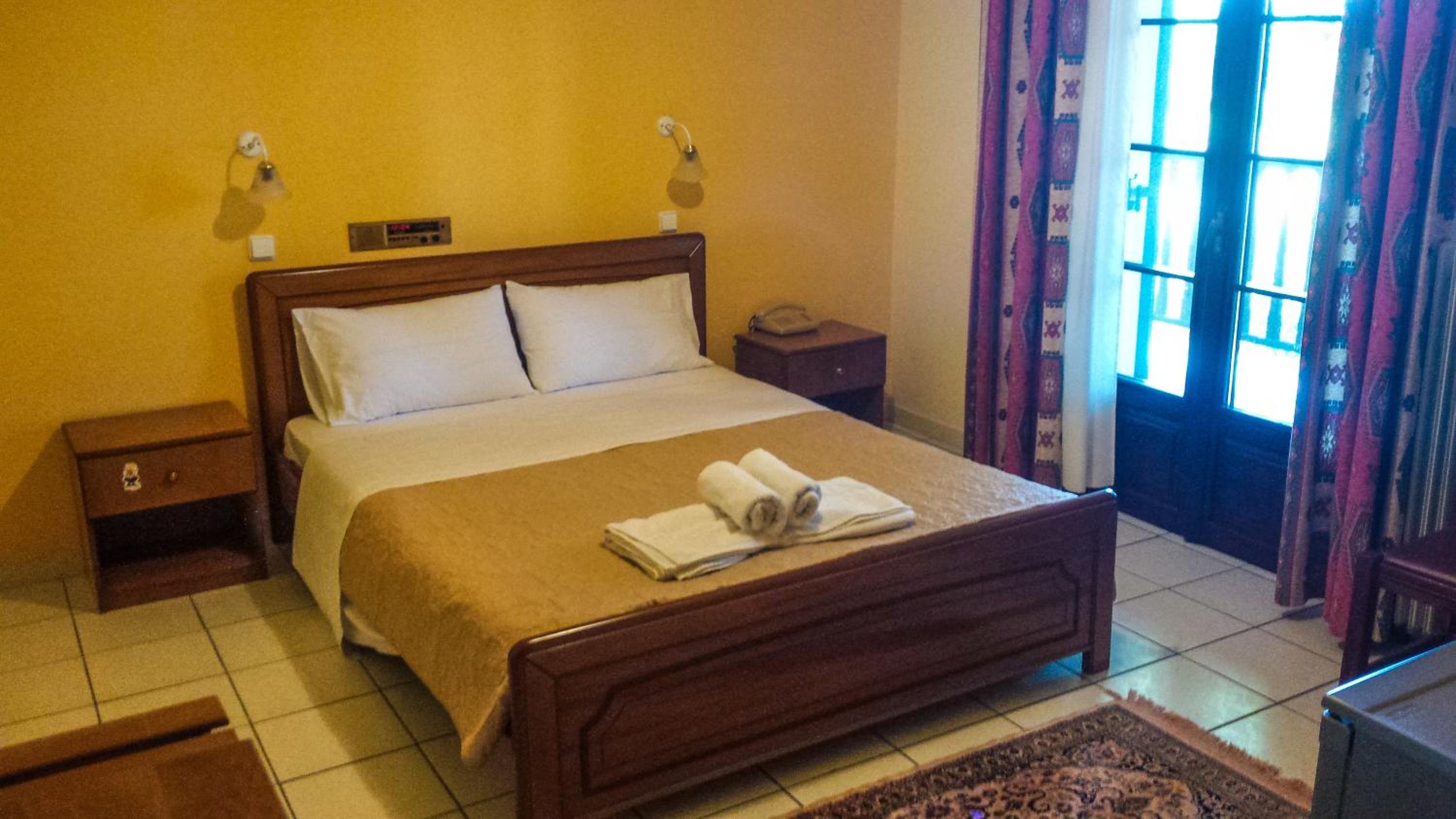 Double Room - Photo 4