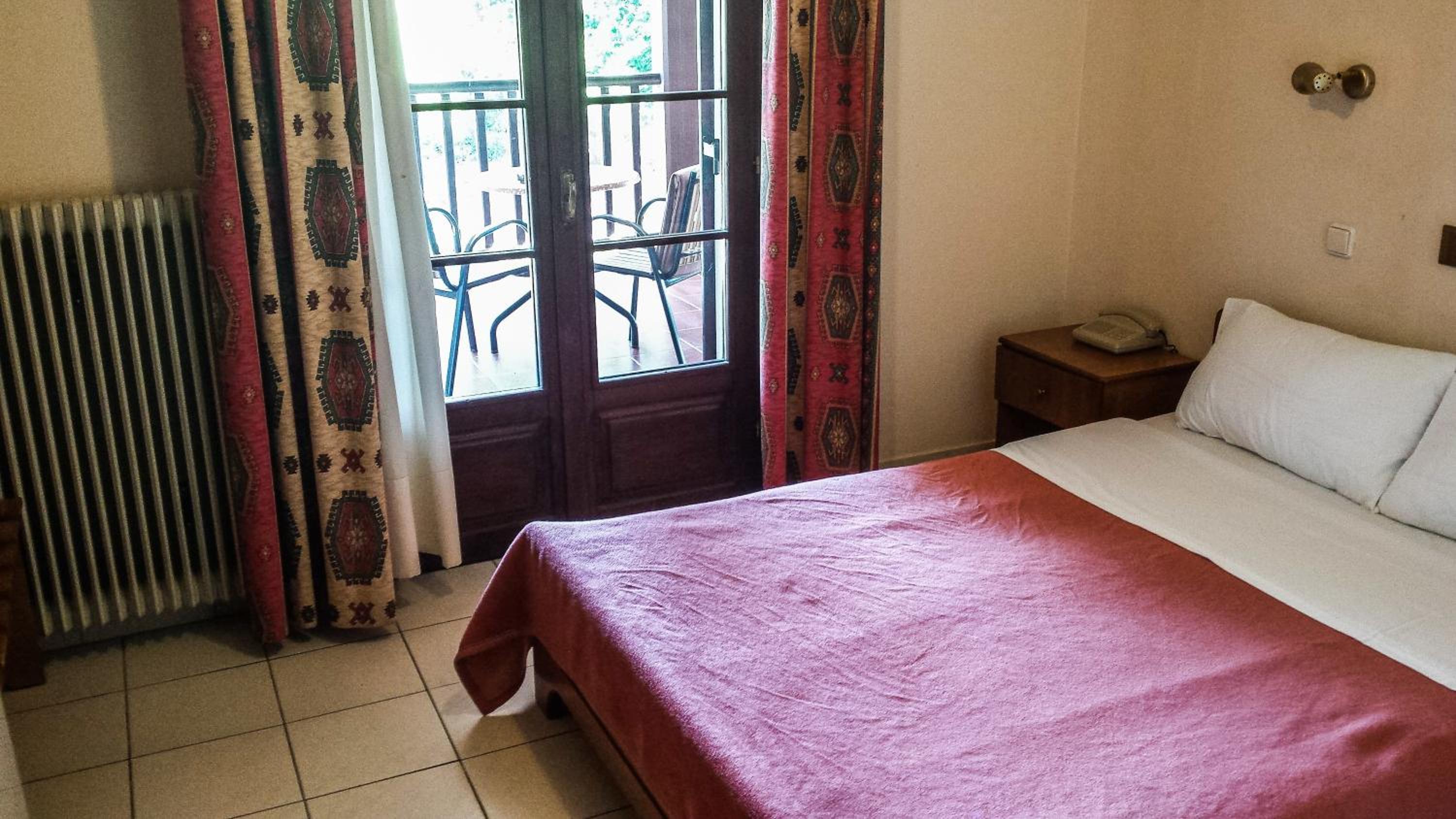 Double Room - Photo 5