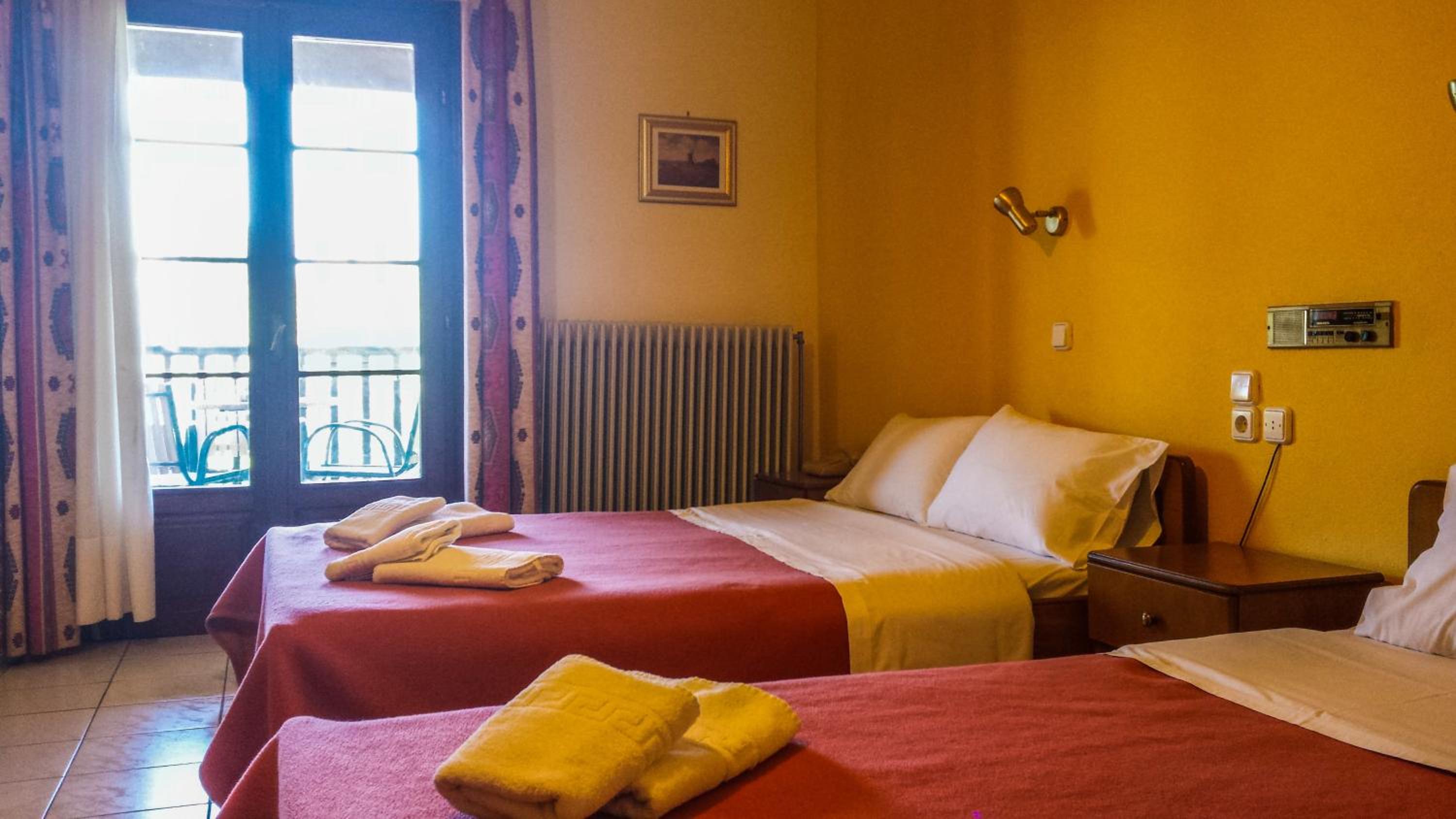 Quadruple Room with Meteora View - Photo 1