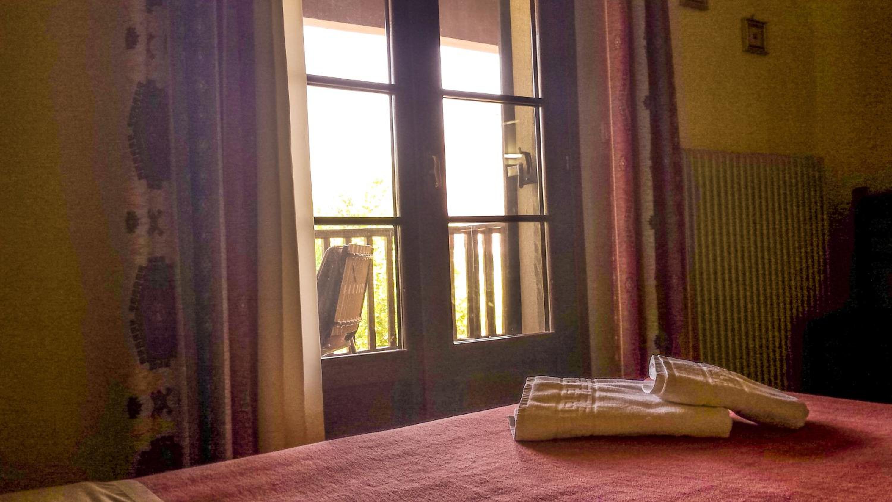 Twin Room with Meteora View - Photo 3
