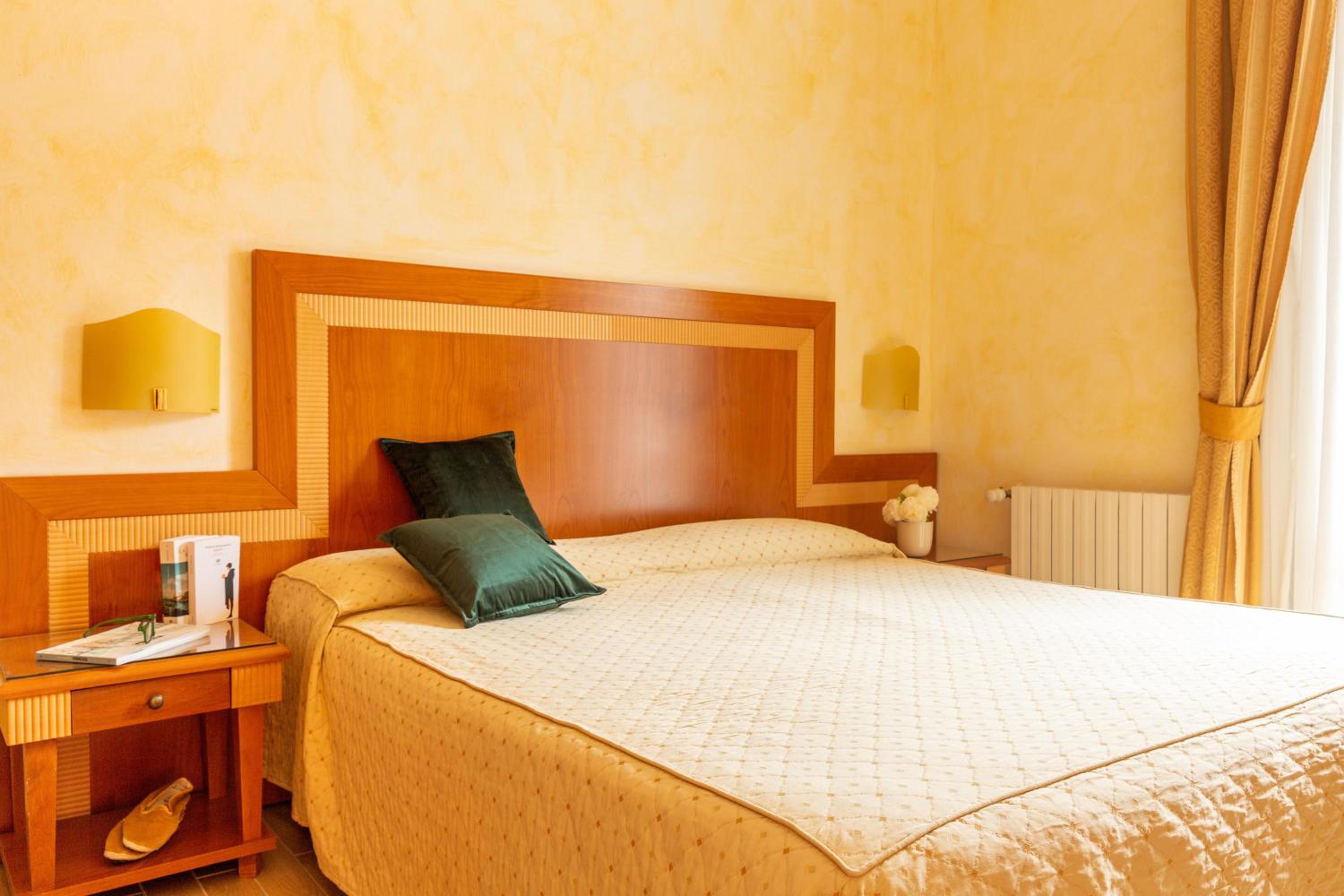 Comfort  Room - Photo 2