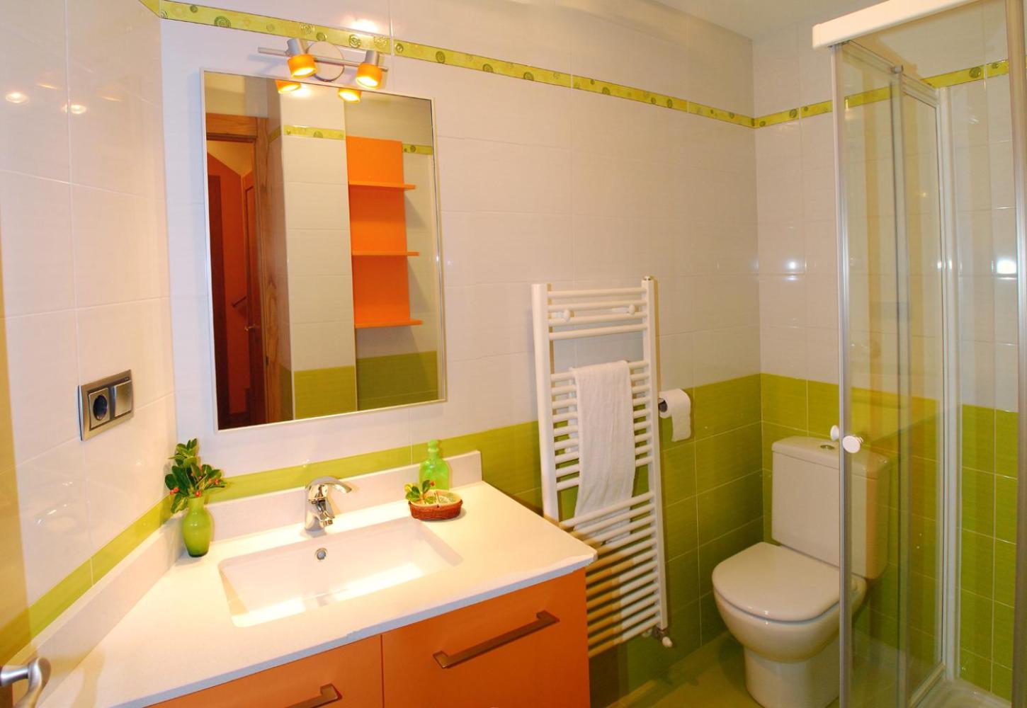 Four-Bedroom House photo 3