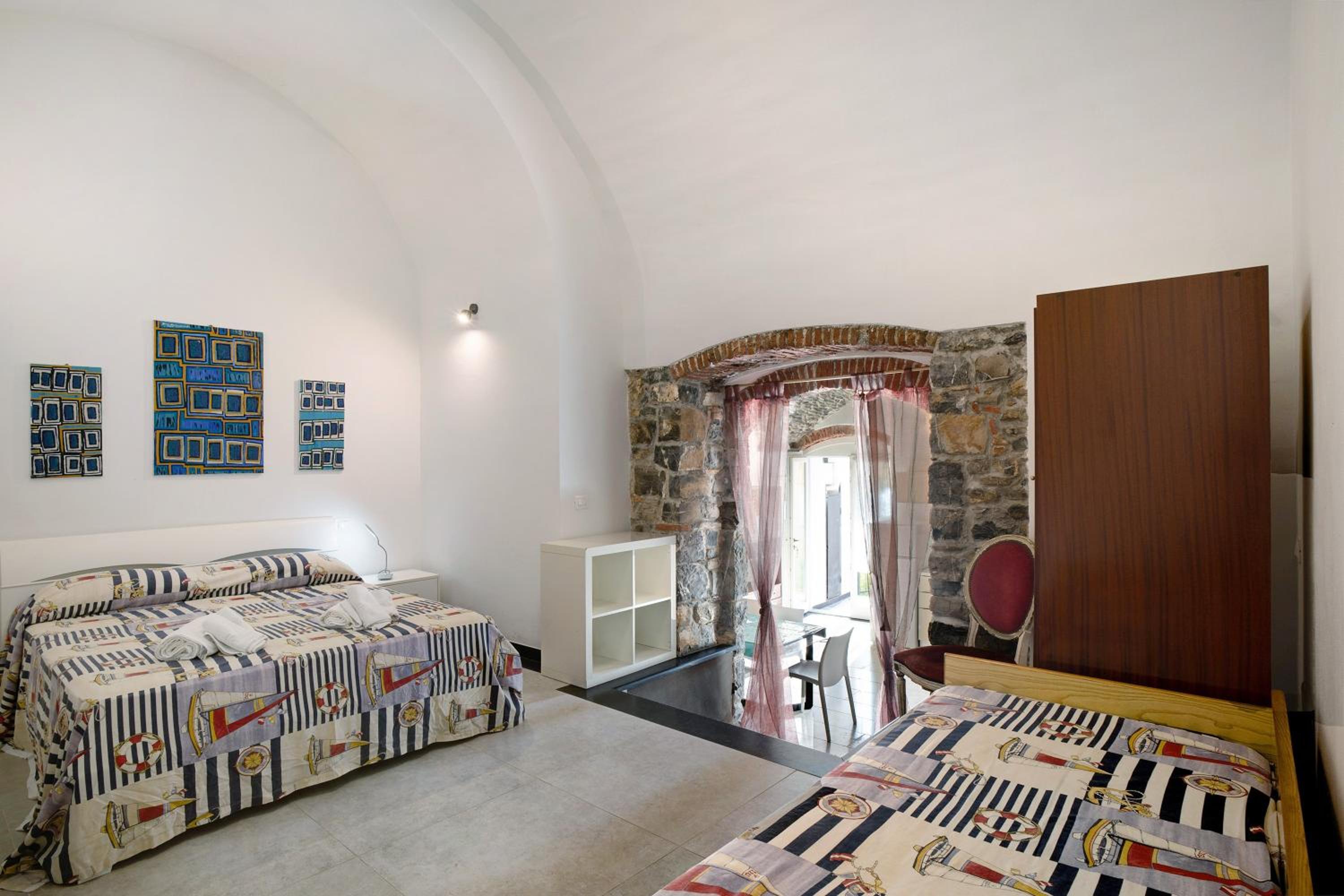 One-Bedroom Apartment - Oceanfront photo 1