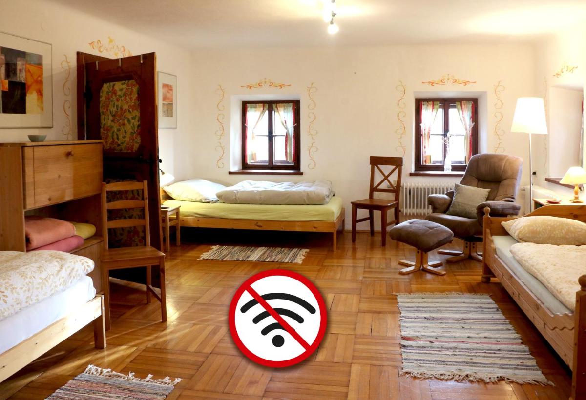 Bed in 4-Bed Mixed Dormitory Room photo 1