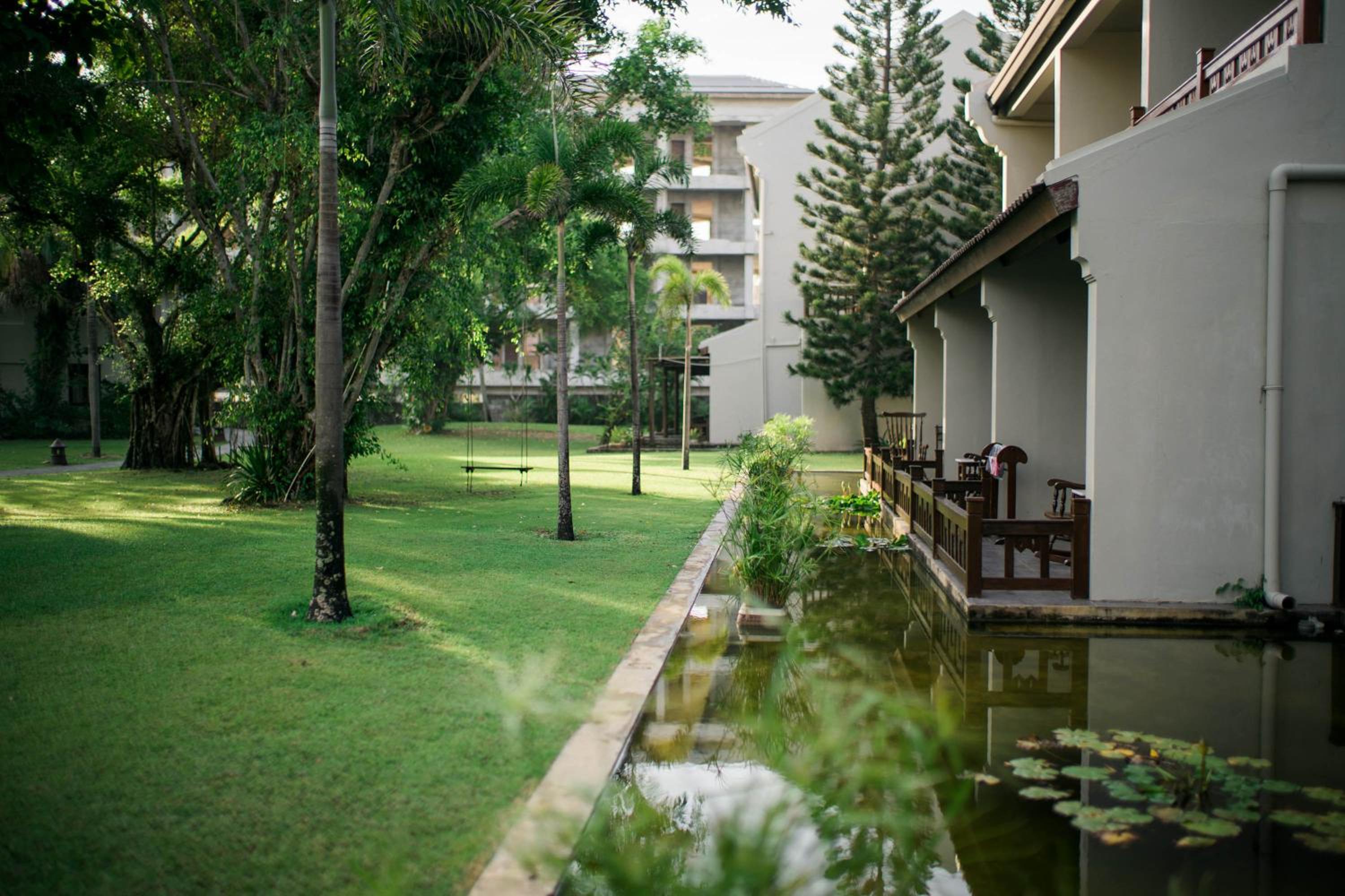 Deluxe Double Room with Garden View - Photo 9