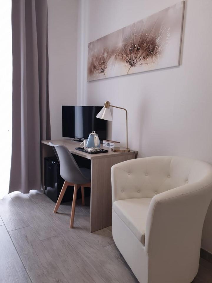 Single Room photo 1