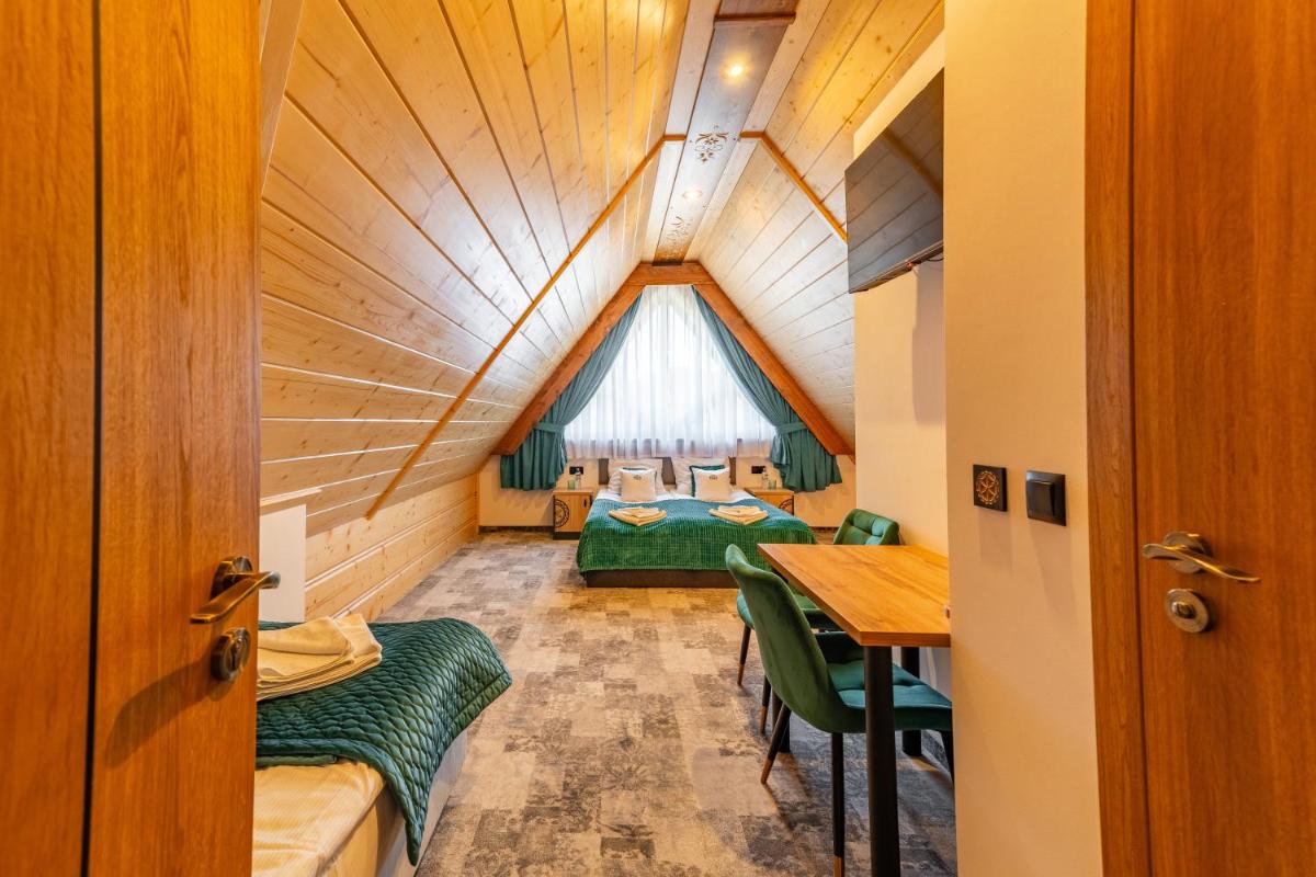 Deluxe Triple Room