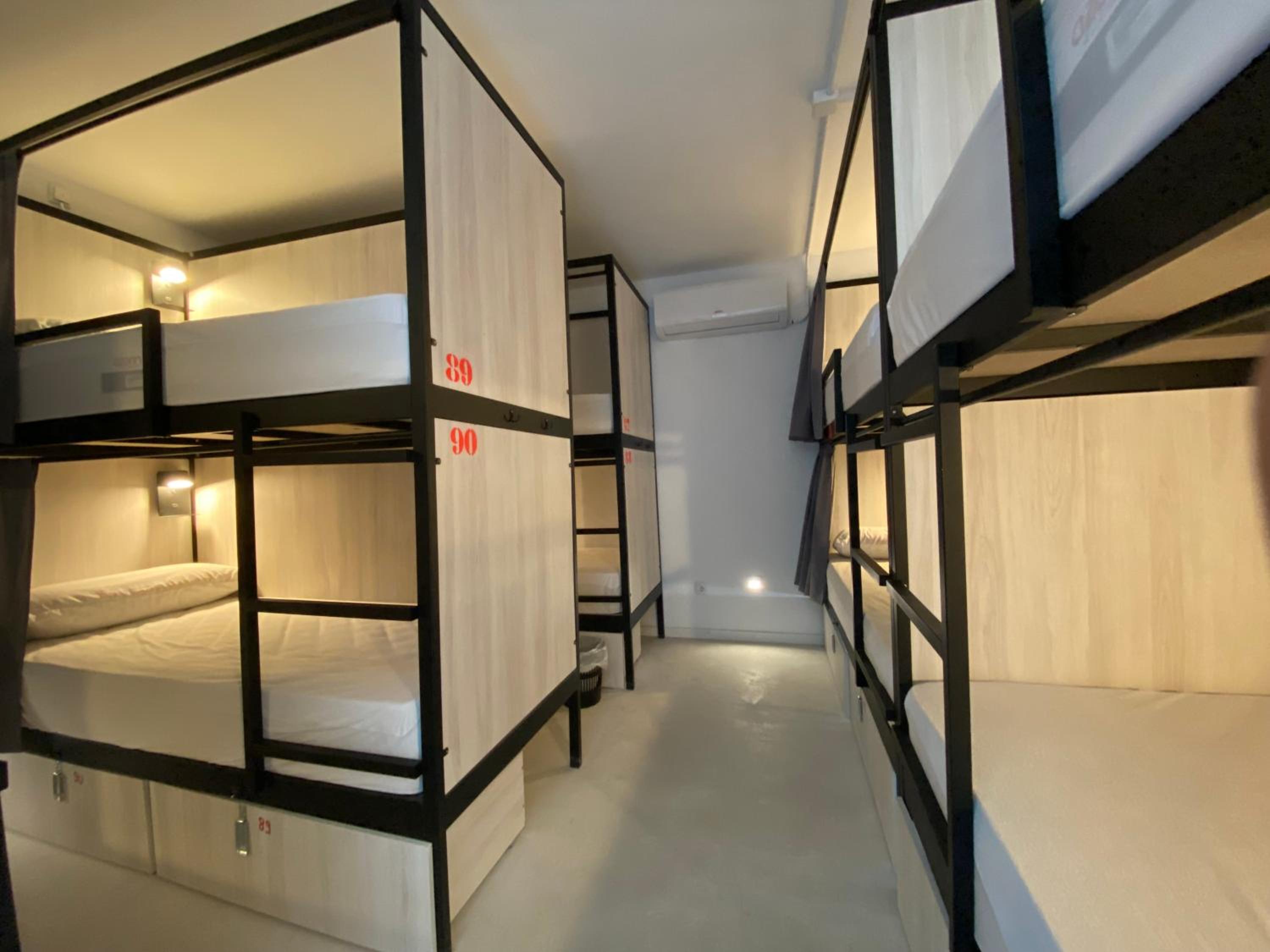 Bed in 14-Bed Mixed Dormitory Room photo 3