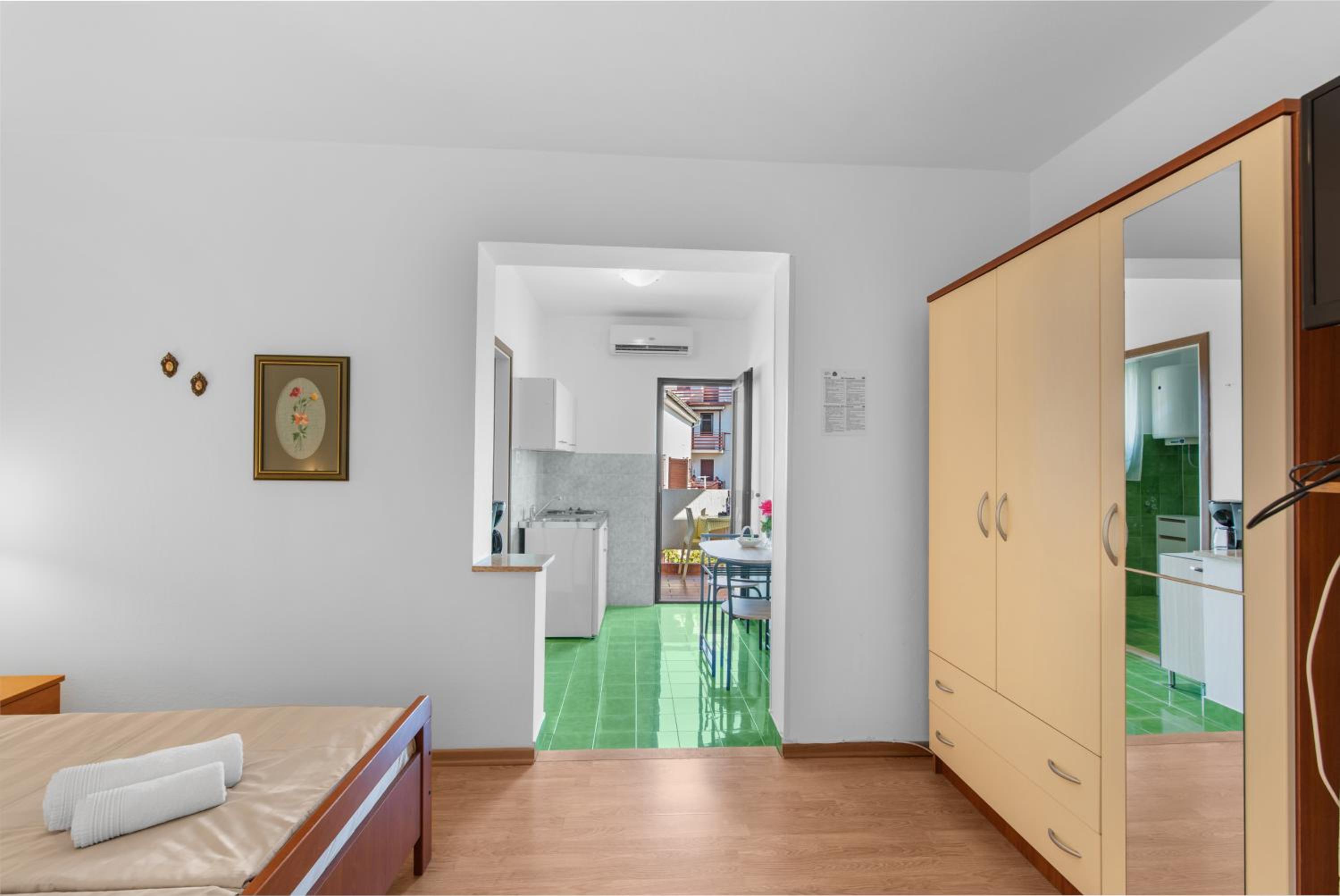 Apartment with Garden View photo 2