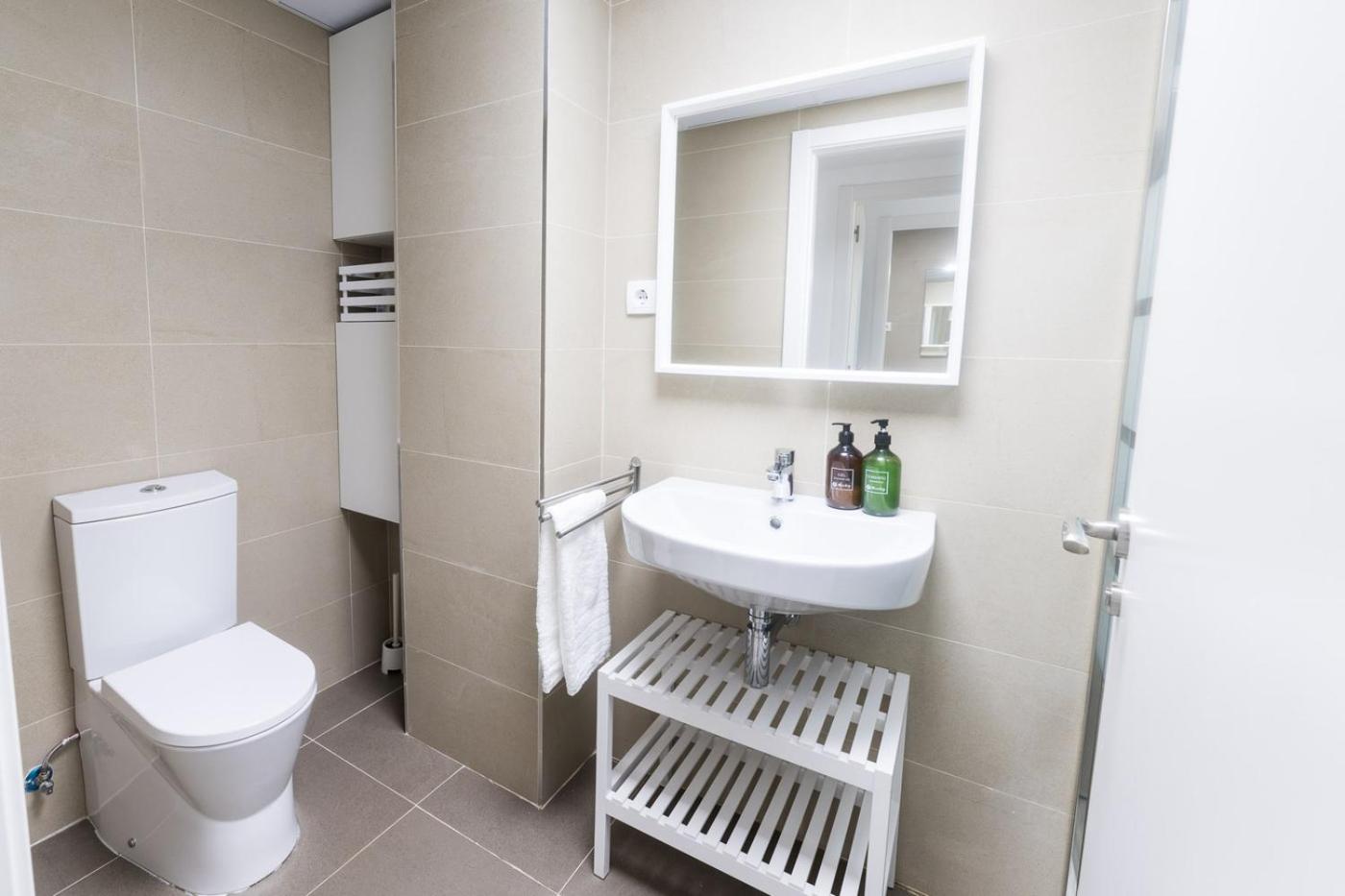 Two-Bedroom Apartment photo 3